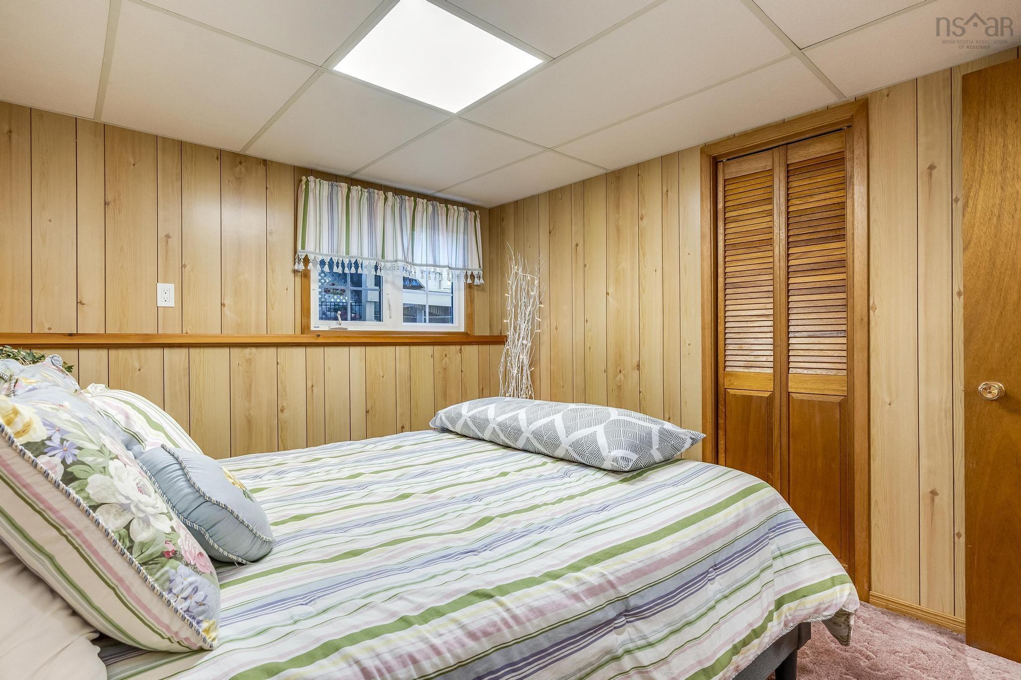 $535,000.00: 99 Krista Drive, Wilmot