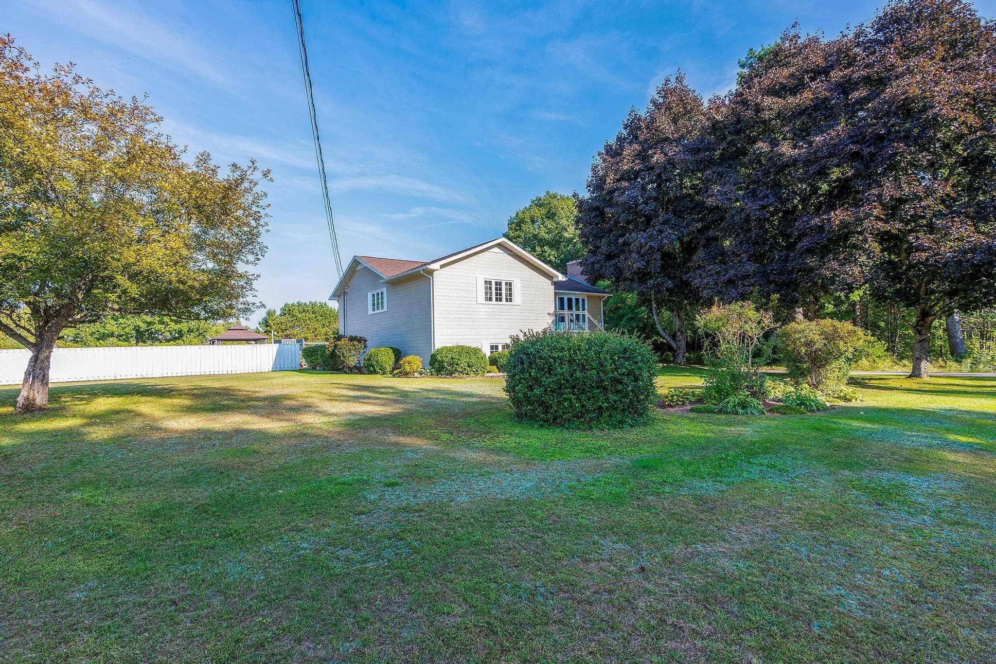 $535,000.00: 99 Krista Drive, Wilmot