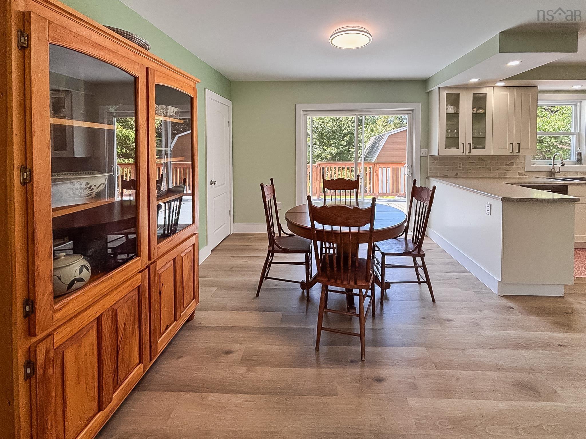 $549,000.00: 11951 Highway 3, Spectacle Lakes