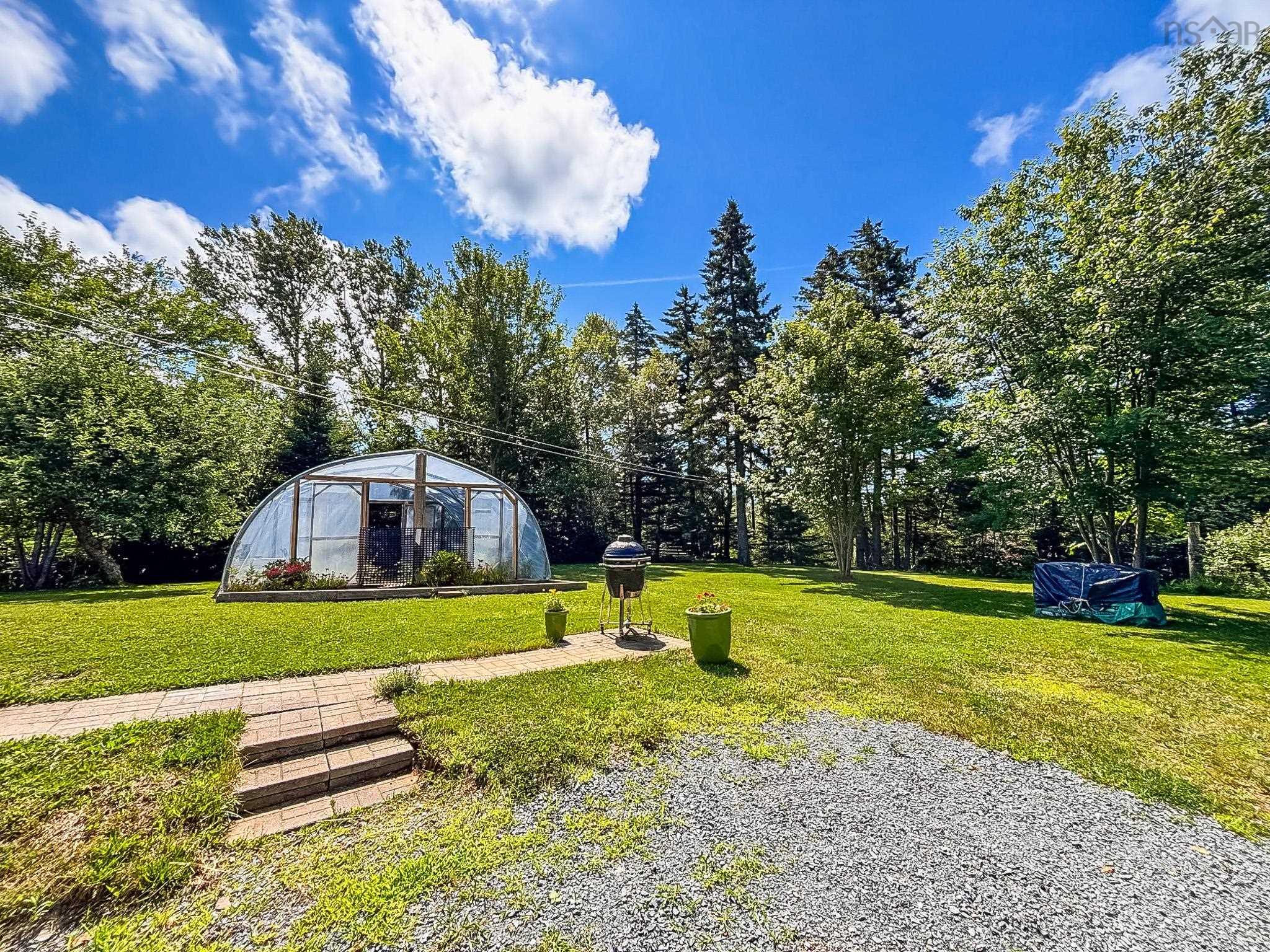 $549,000.00: 11951 Highway 3, Spectacle Lakes