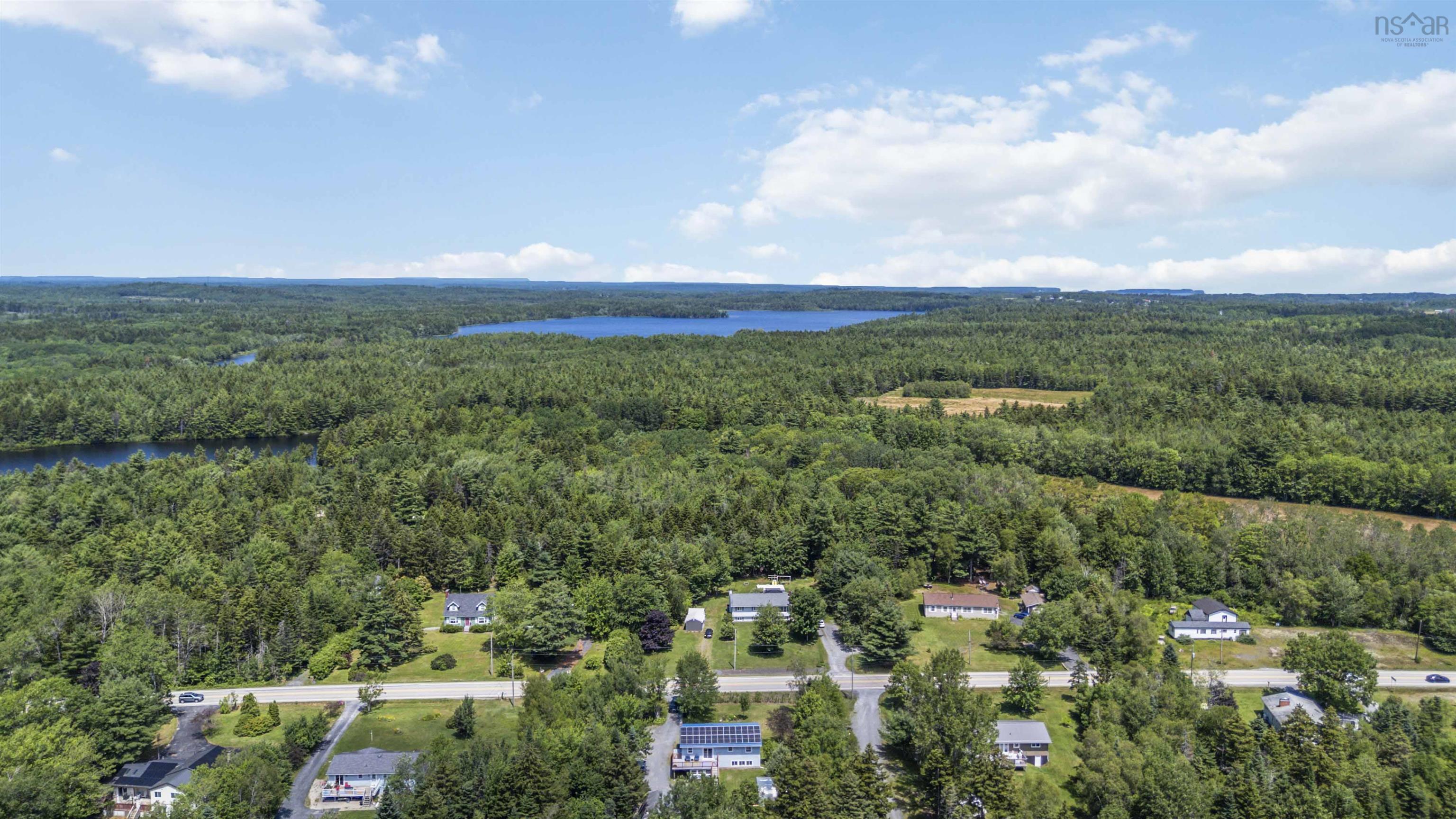 $549,000.00: 11951 Highway 3, Spectacle Lakes