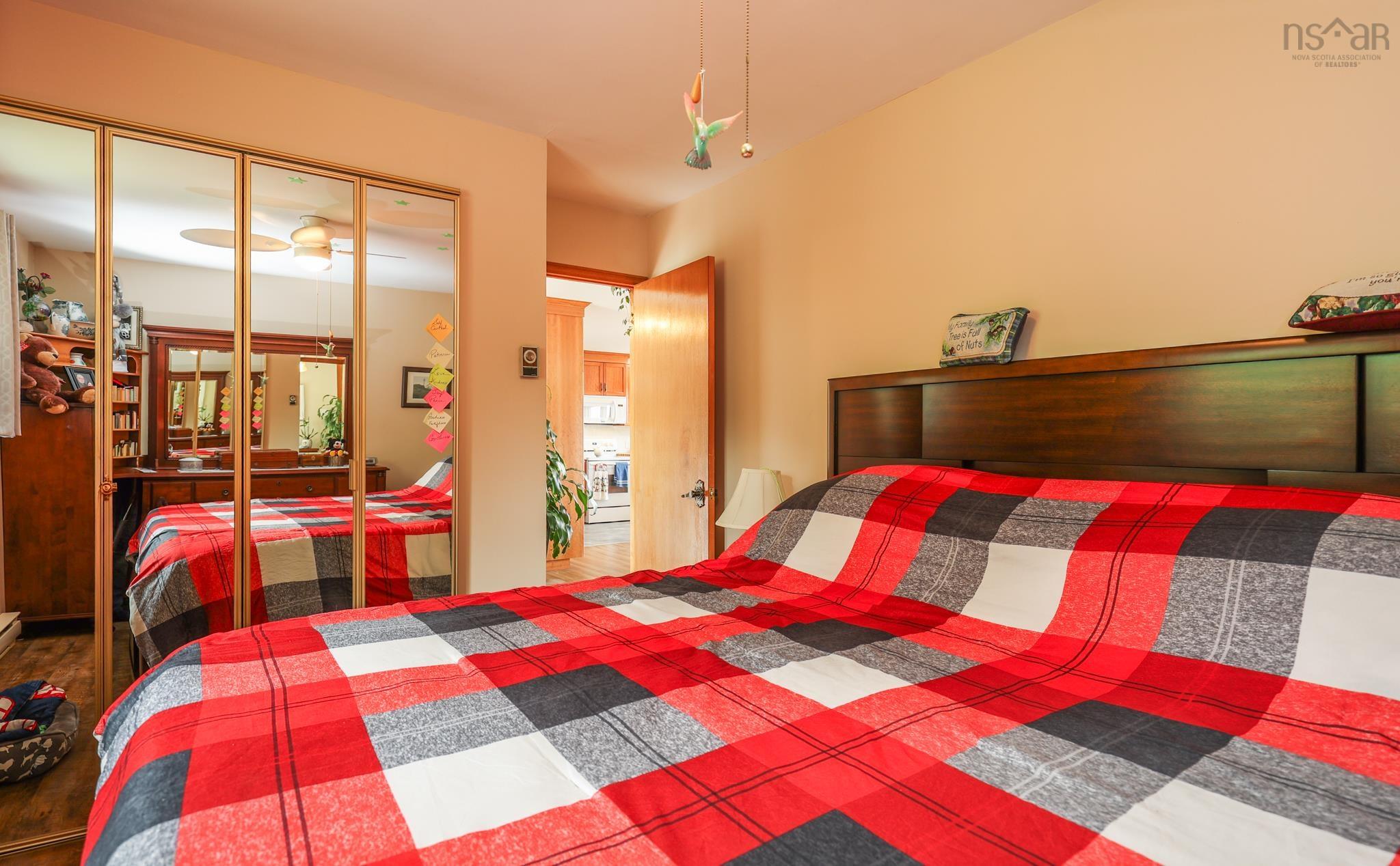 $569,900.00: 998 Mood Road, Summerville