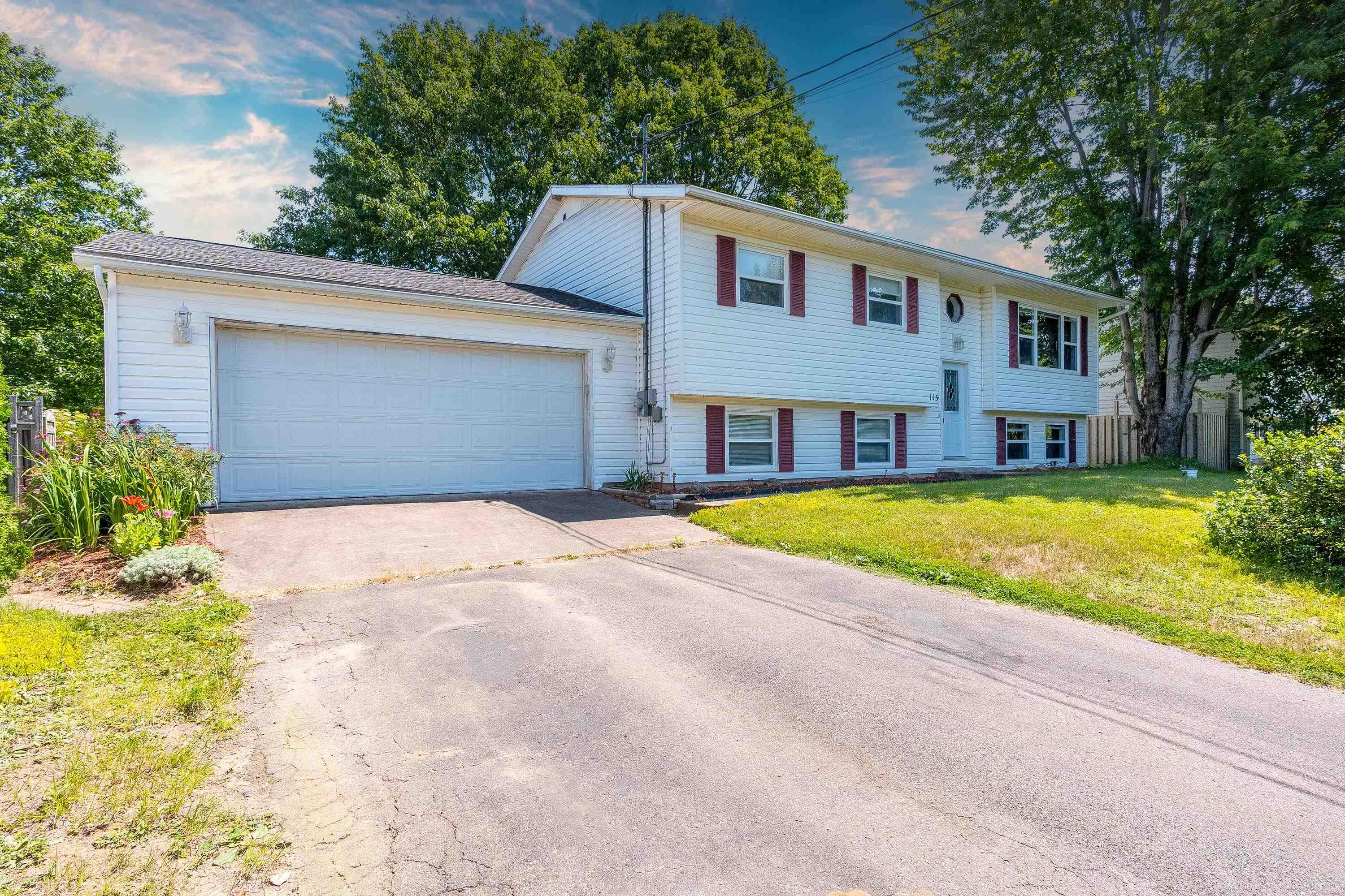 $409,900.00: 115 Sunset Drive, Kingston