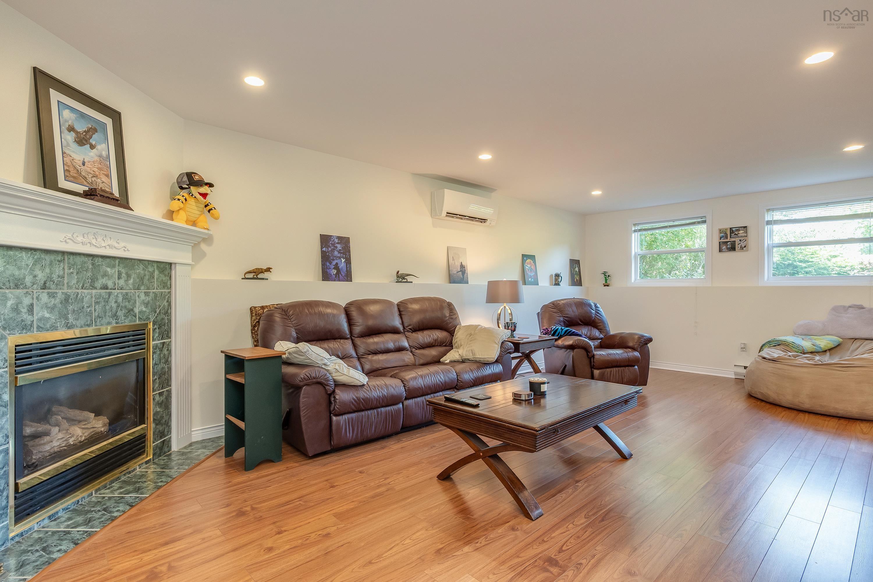 $409,900.00: 115 Sunset Drive, Kingston