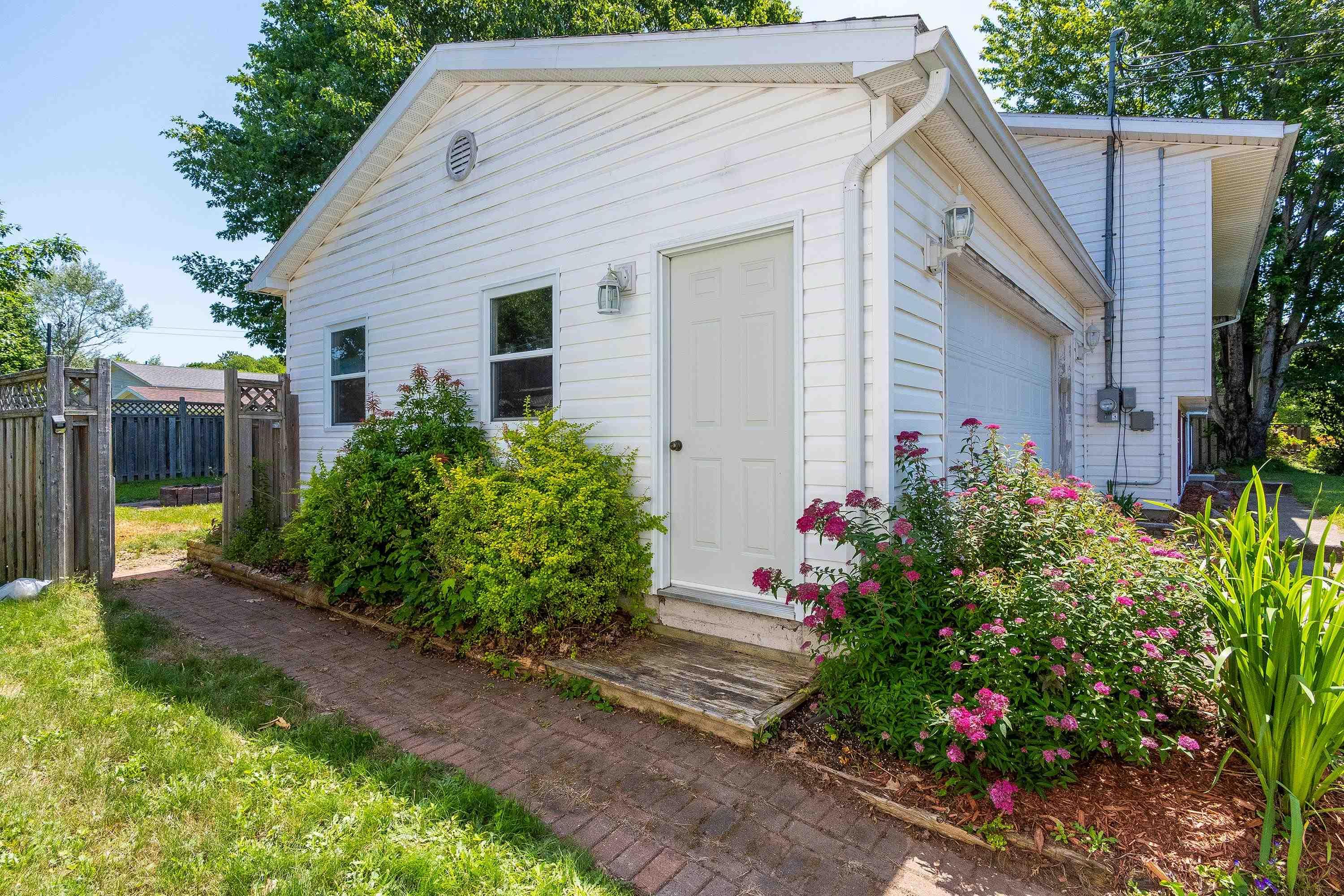 $409,900.00: 115 Sunset Drive, Kingston