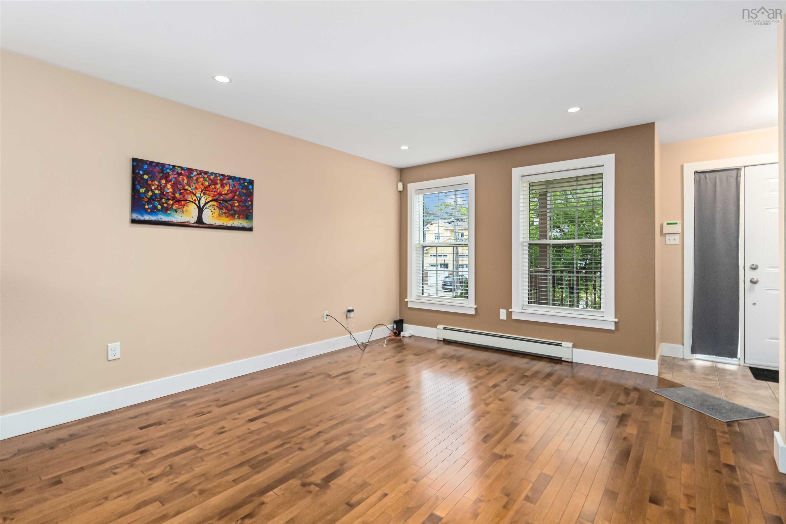 $649,900.00: 45 Cannon Terrace, Dartmouth