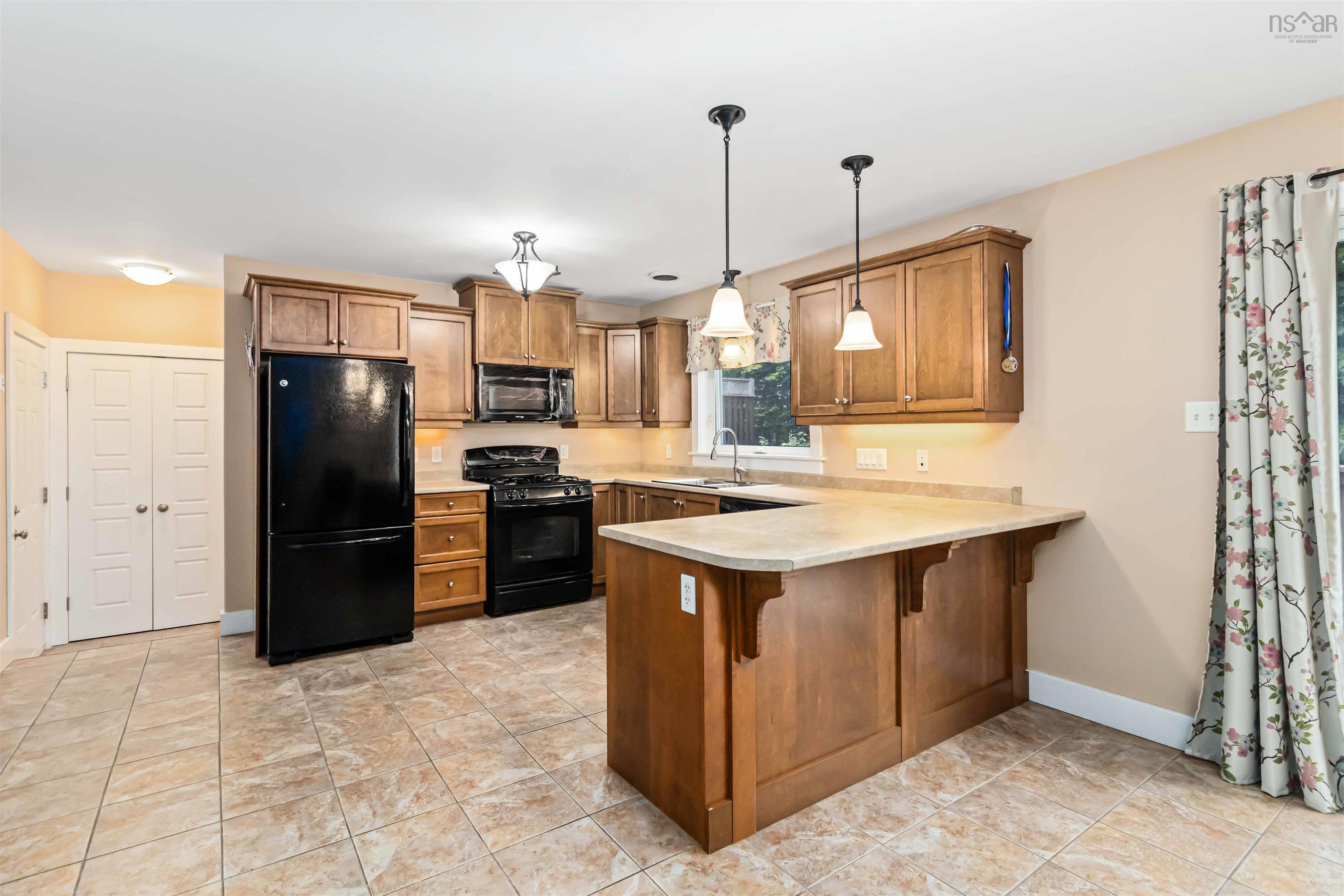 $649,900.00: 45 Cannon Terrace, Dartmouth