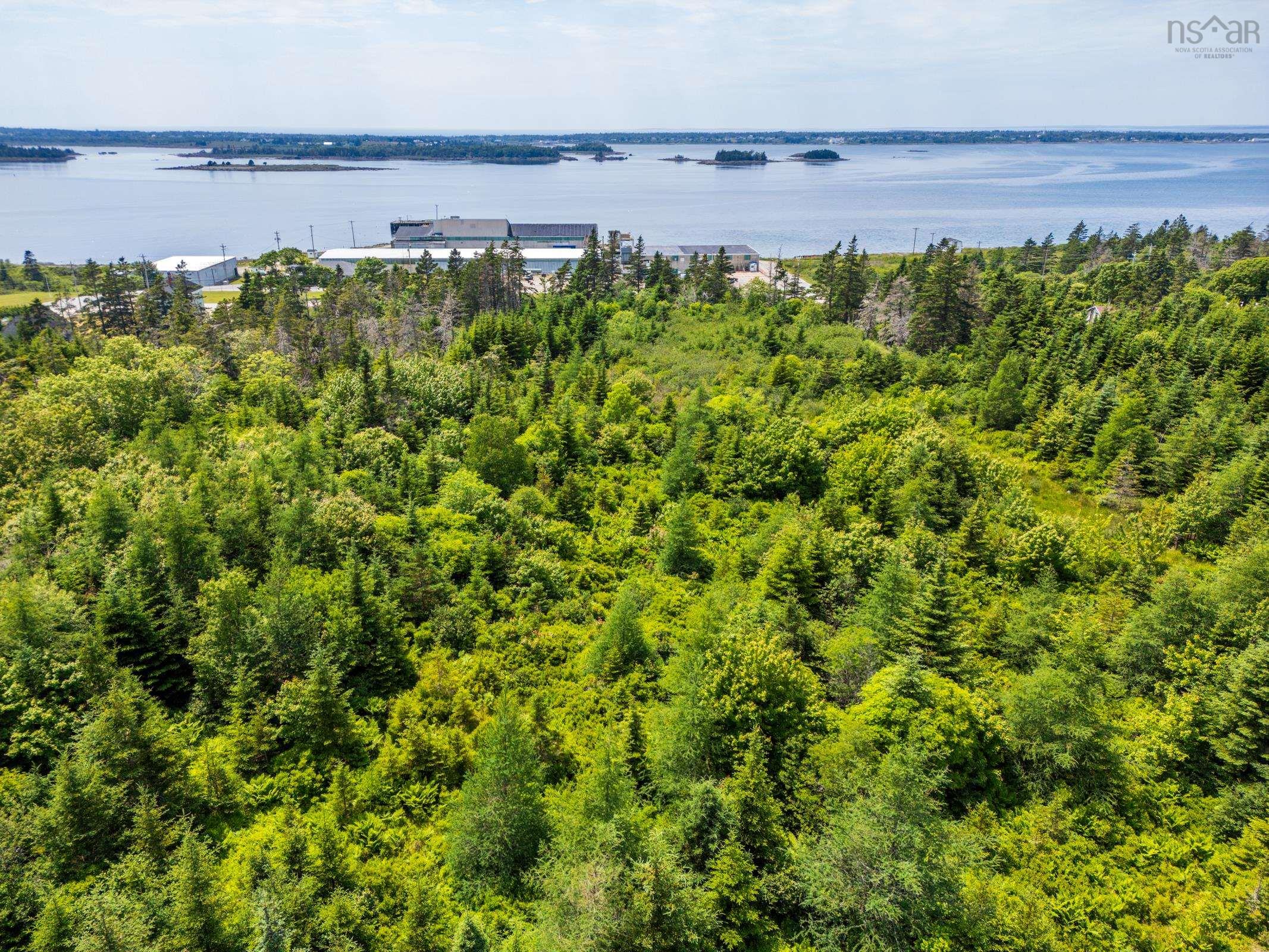 $39,000.00: Lot Highway 3, Middle East Pubnico