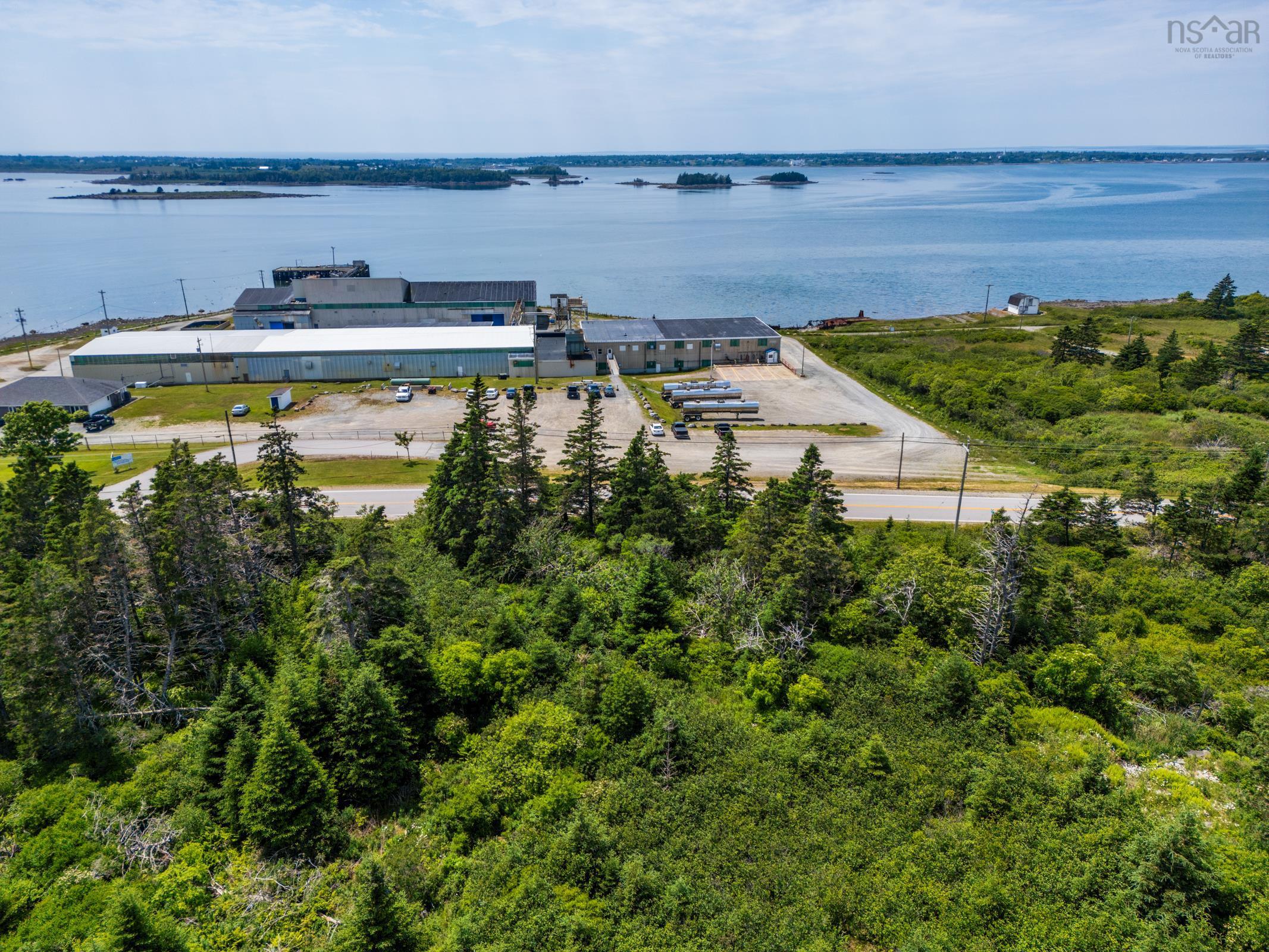 $39,000.00: Lot Highway 3, Middle East Pubnico