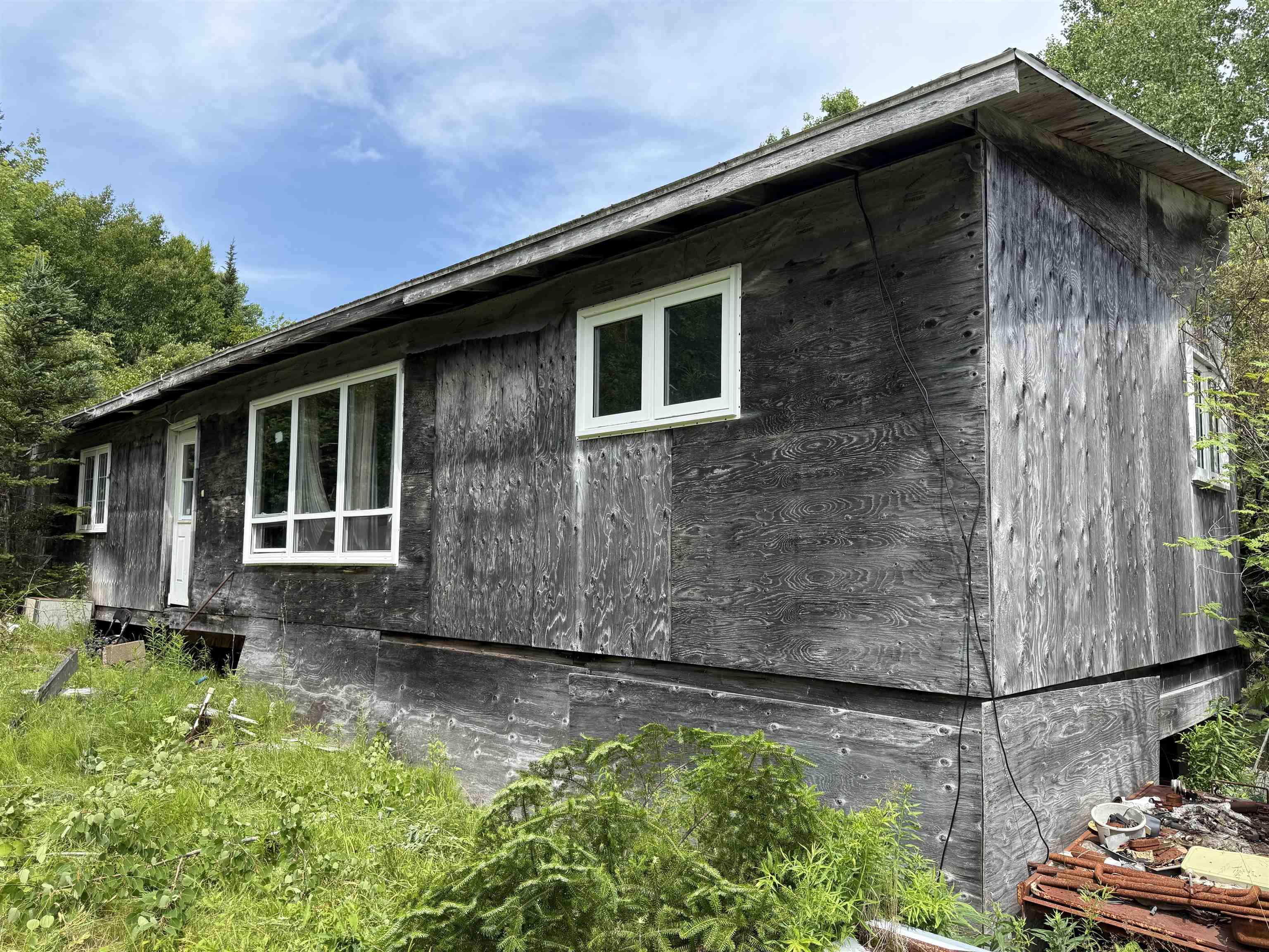 $99,000.00: 5569 Highway 105 Highway, Port Bevis