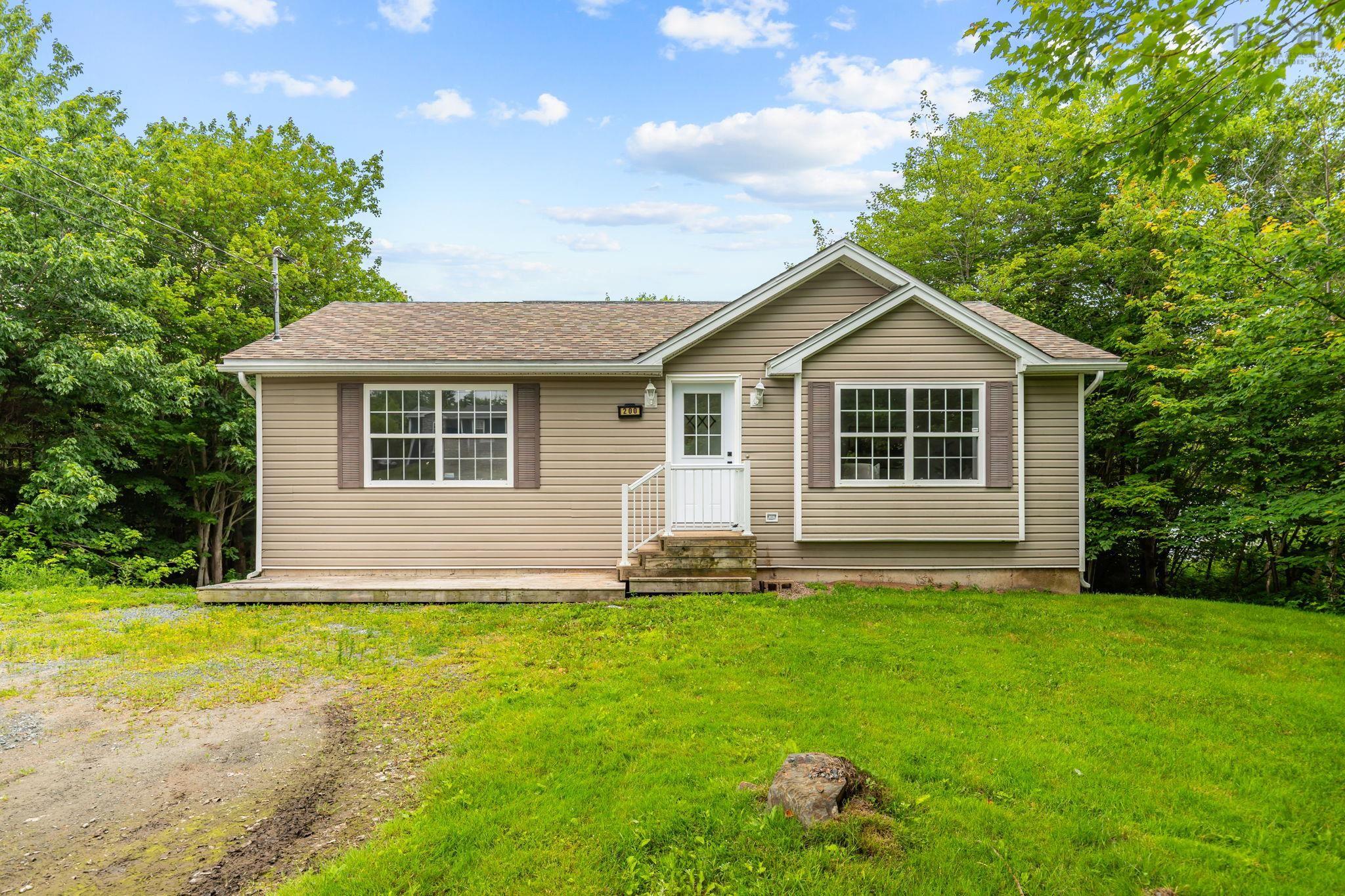 $539,900.00: 200 Lake Loon Road, Lake Loon