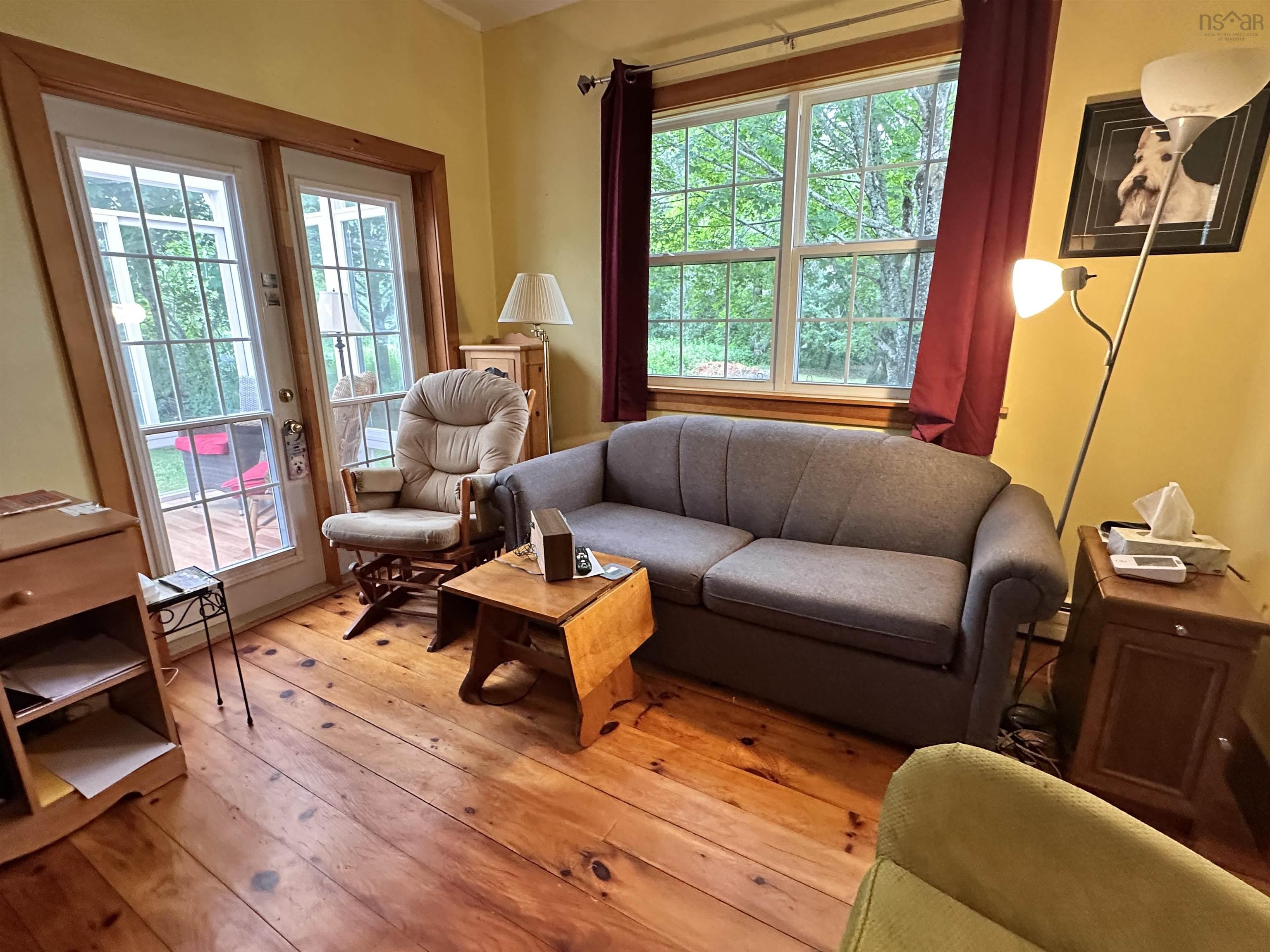 $499,900.00: 4150 Highway 3, Brooklyn