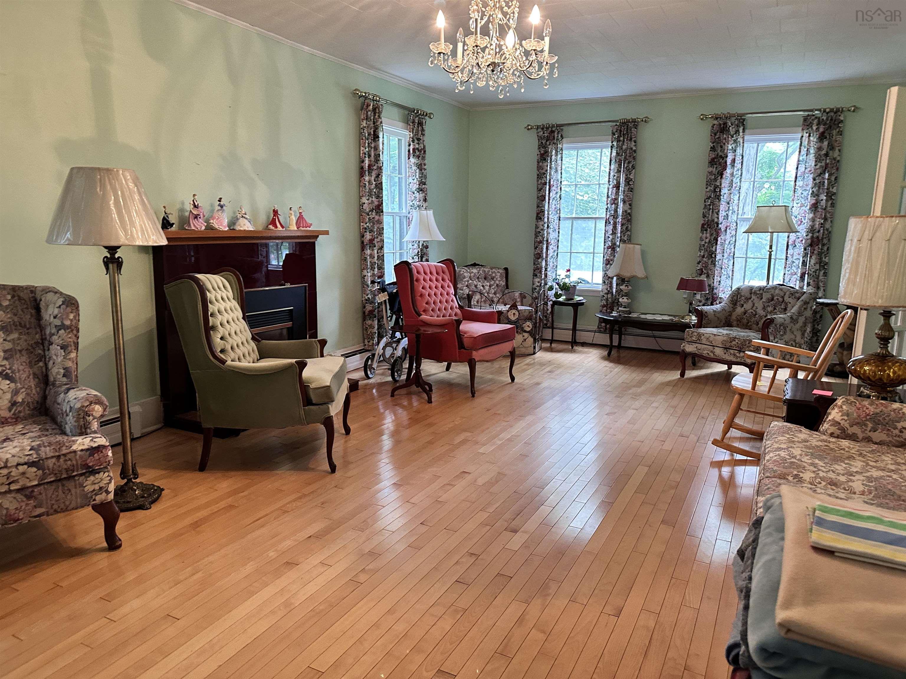 $499,900.00: 4150 Highway 3, Brooklyn
