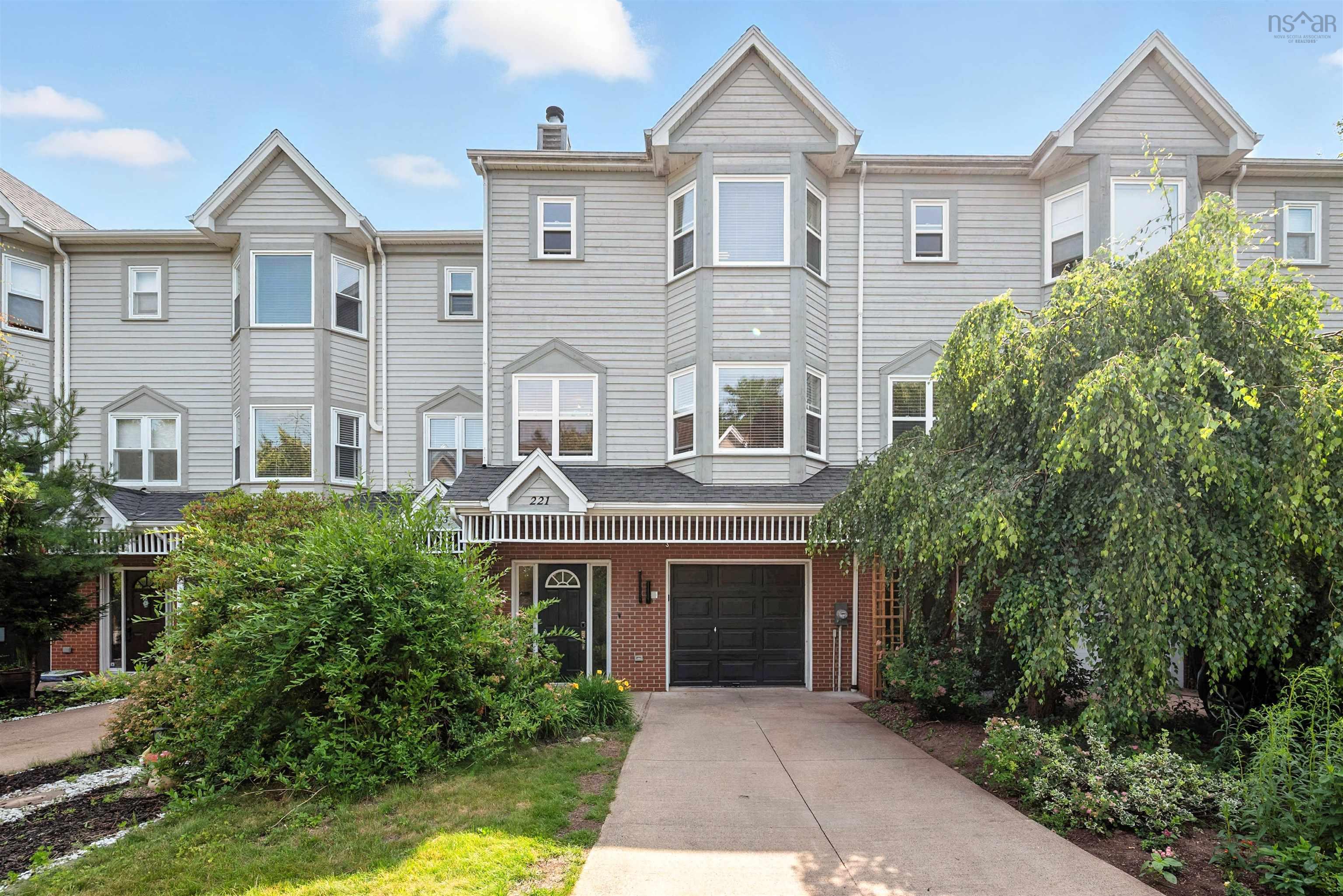 $759,900.00: 221 Spinnaker Drive, Halifax Peninsula