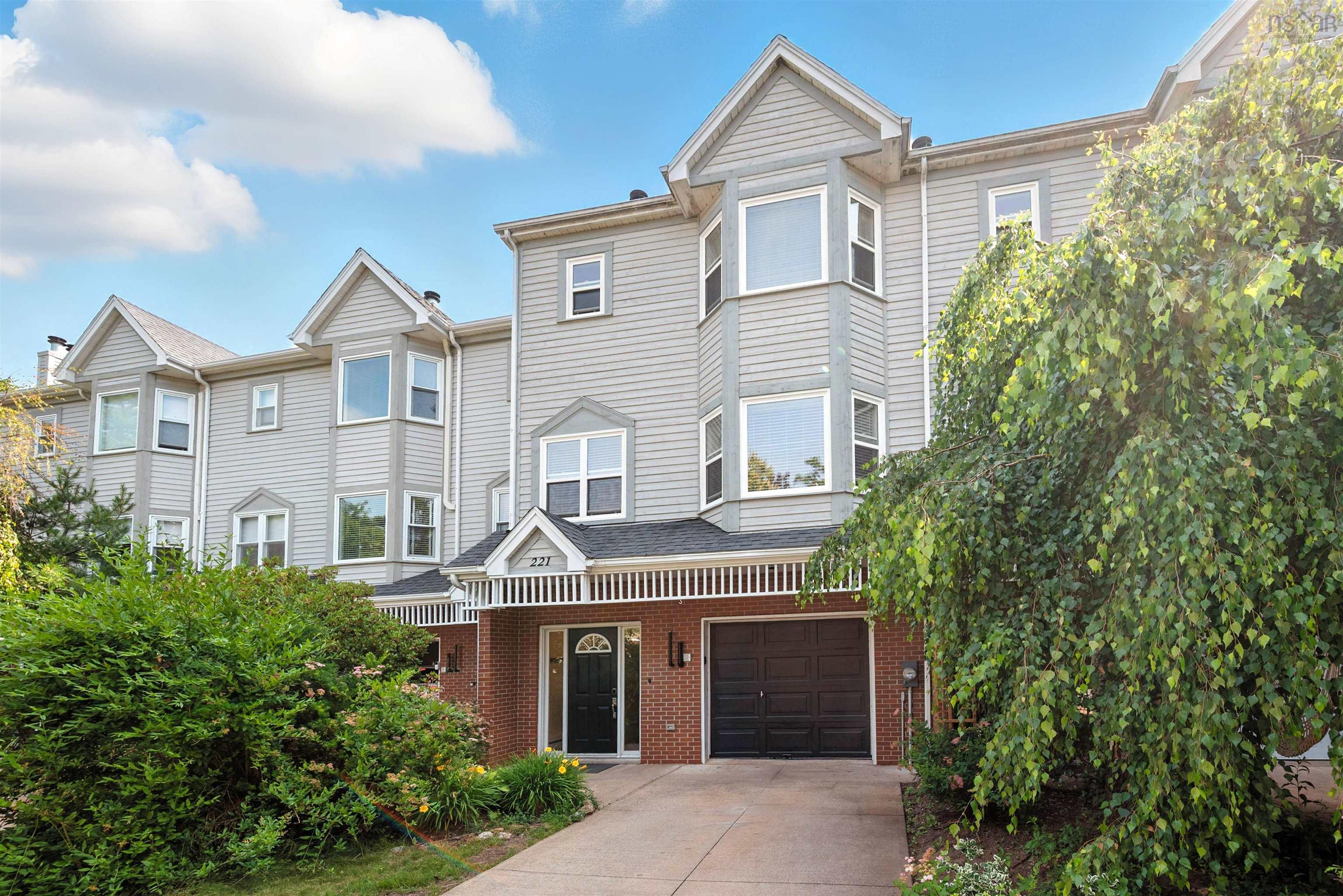 $759,900.00: 221 Spinnaker Drive, Halifax Peninsula
