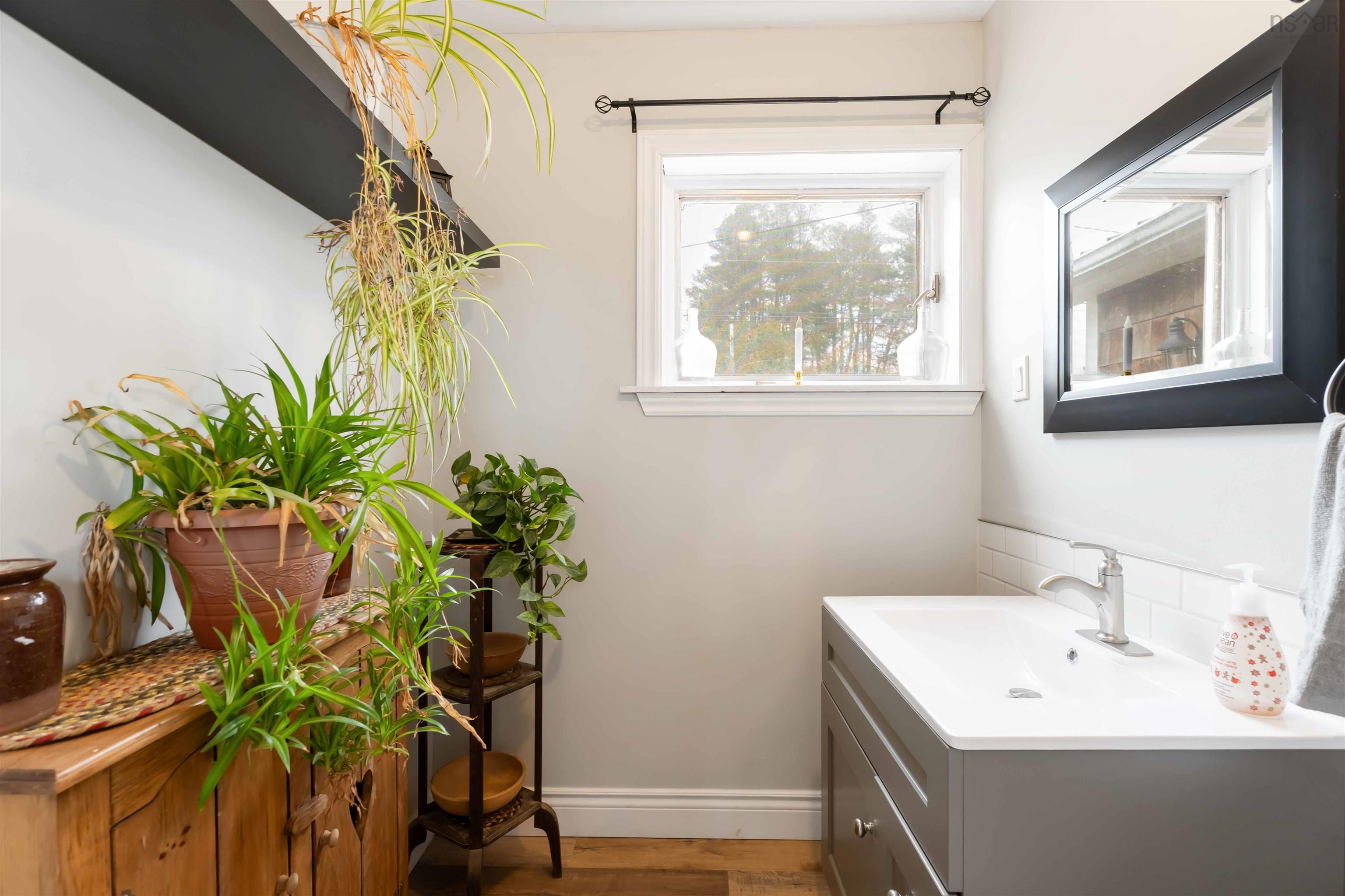 $525,000.00: 311 Morden Road, Selfridge Corner