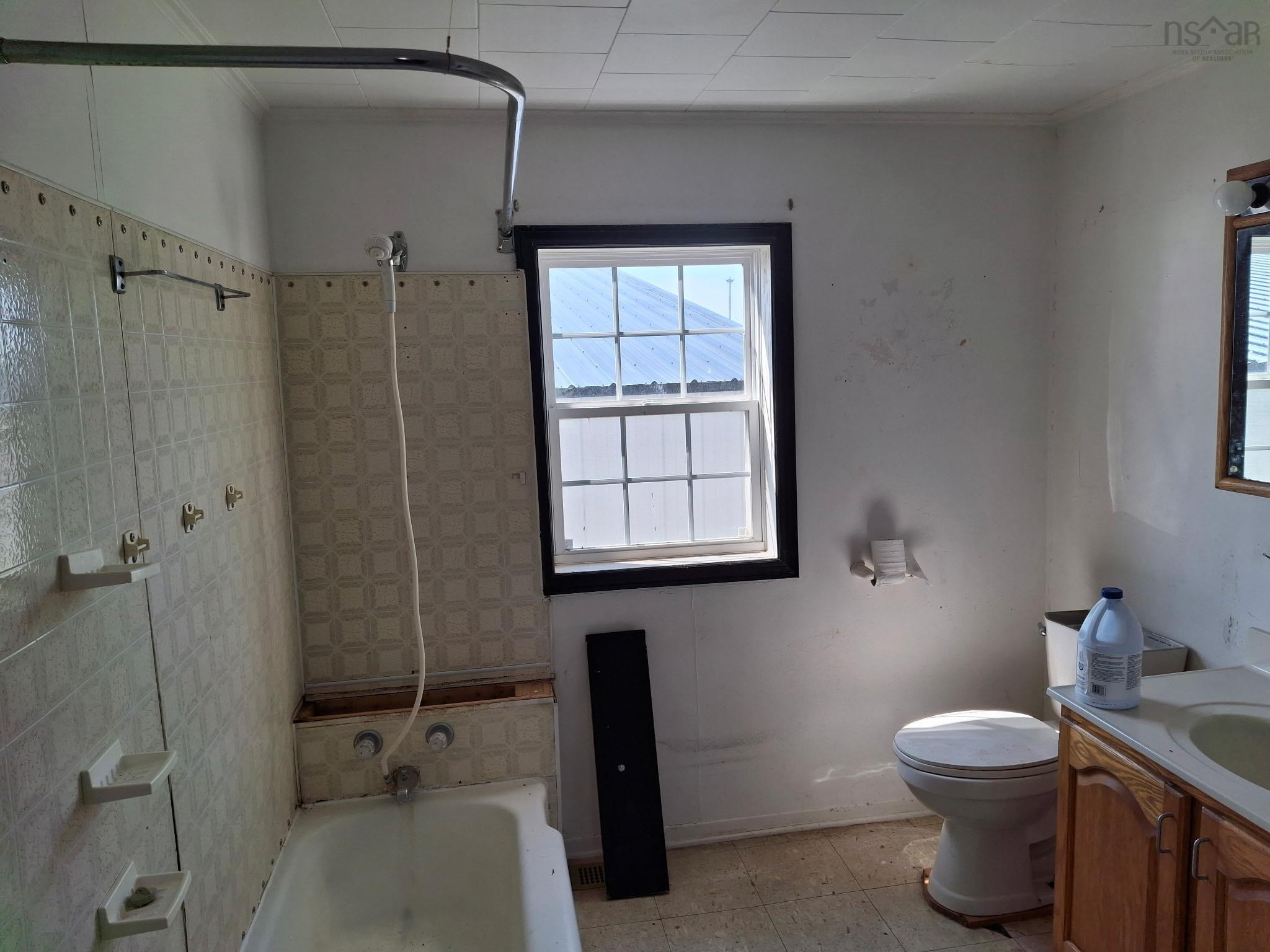 $59,500.00: 15409 A&B Cabot Trail, Chéticamp