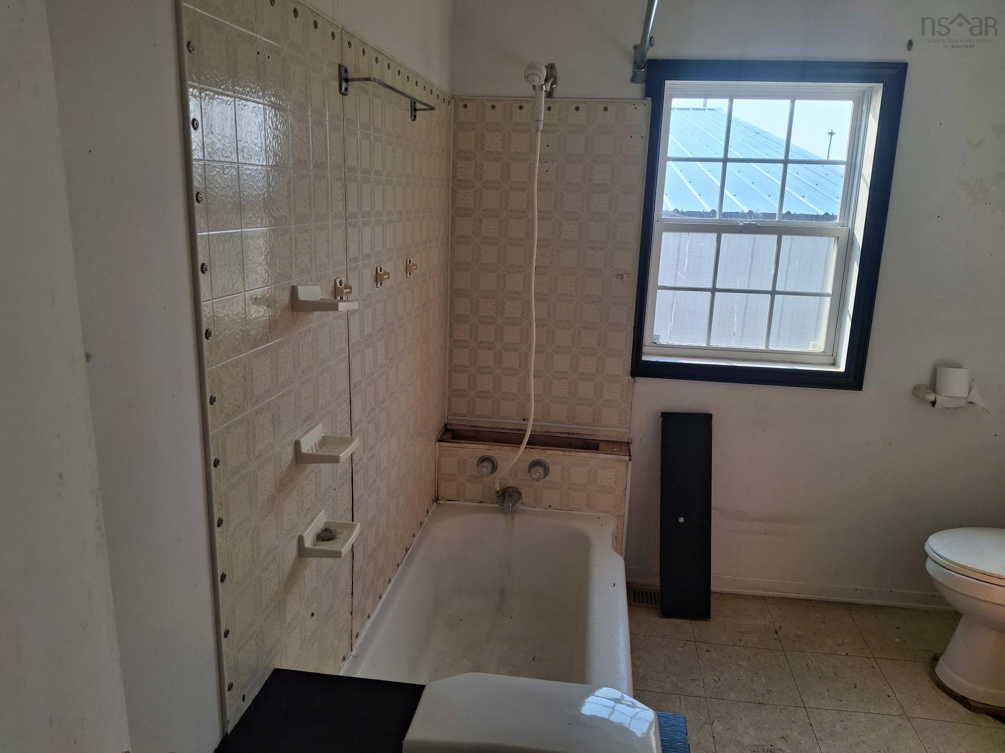 $59,500.00: 15409 A&B Cabot Trail, Chéticamp