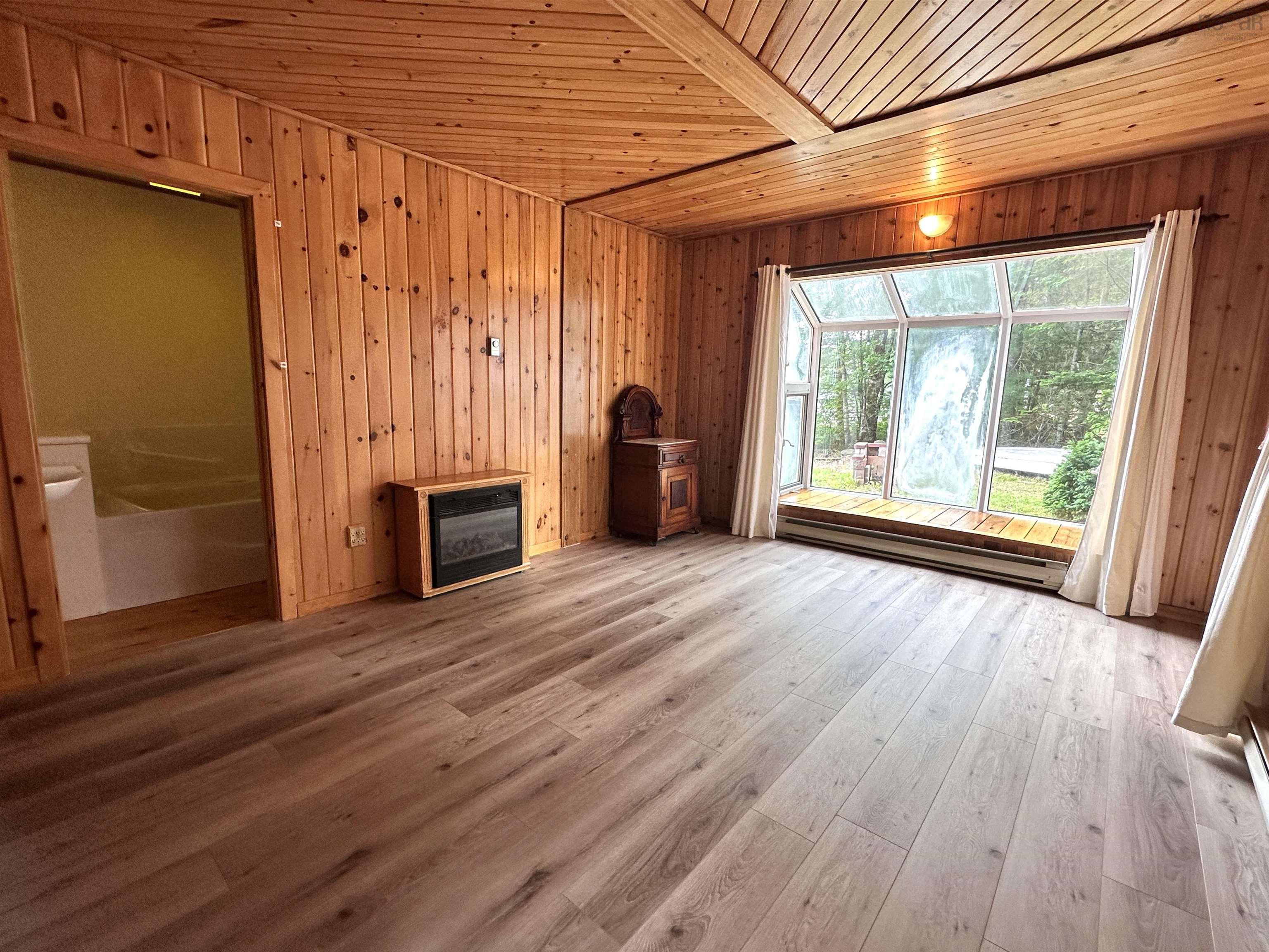 $599,000.00: 52 Meadow Road, Greenfield