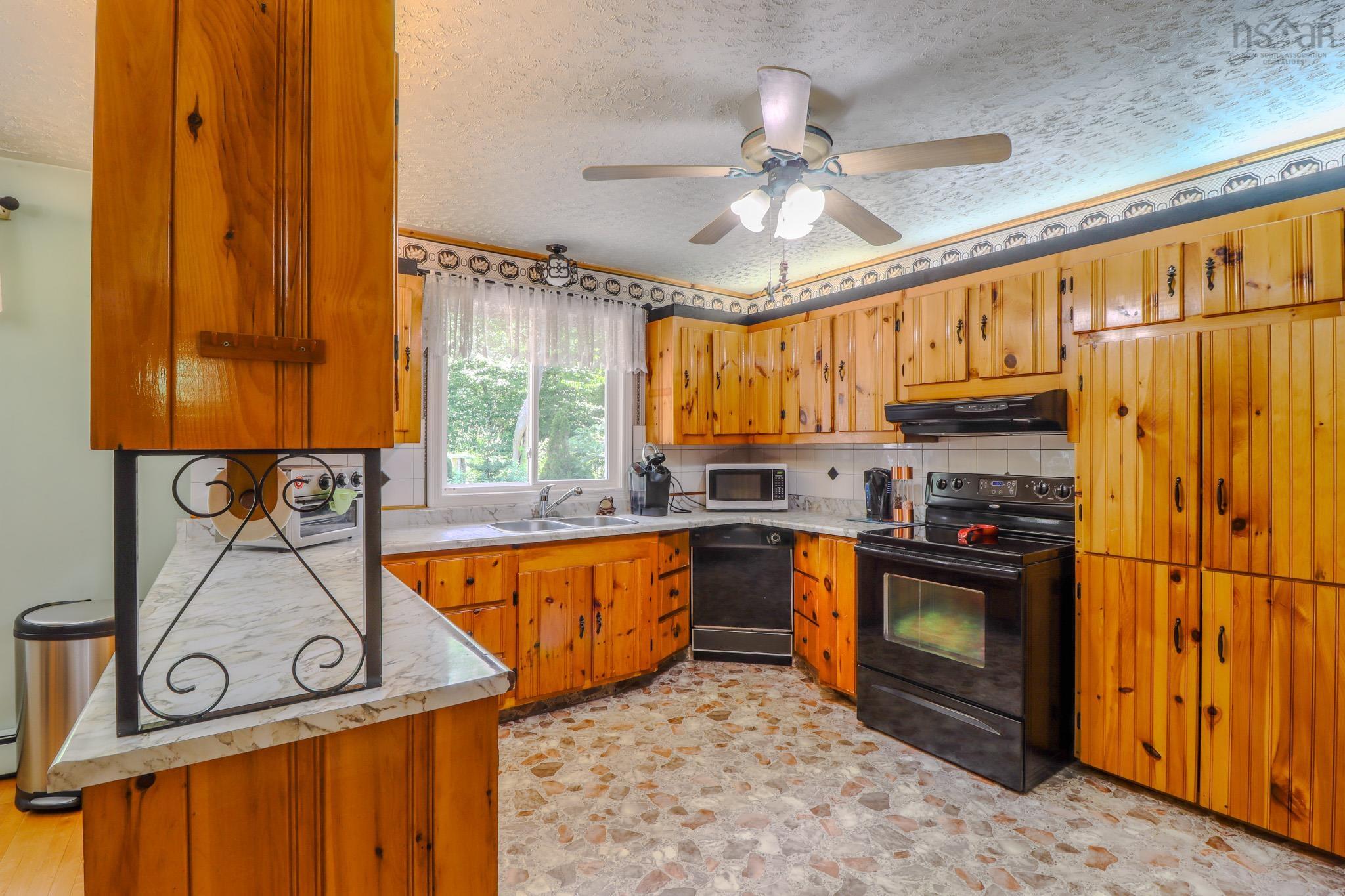 $289,000.00: 959 Front Lake Road, Caribou Marsh