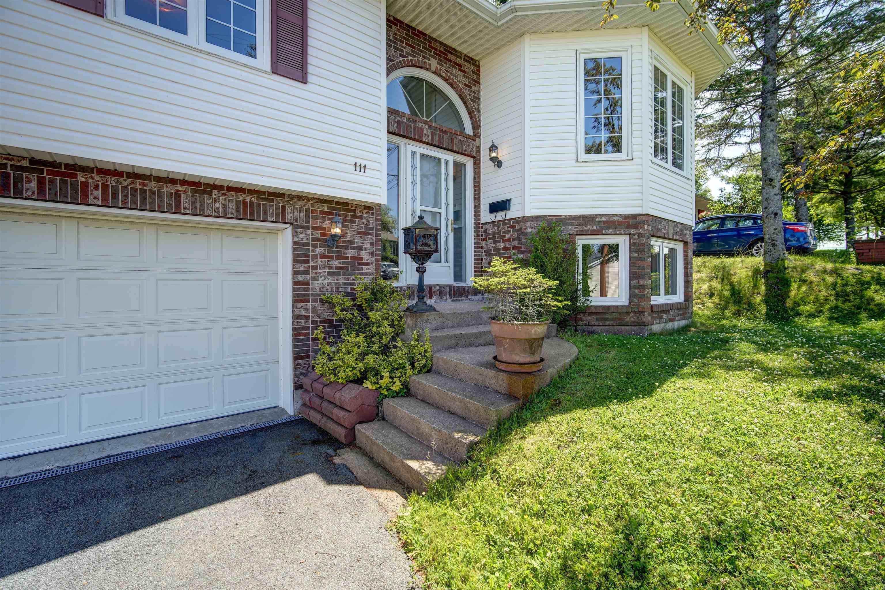 $609,900.00: 111 Nova Terrace, Colby Village