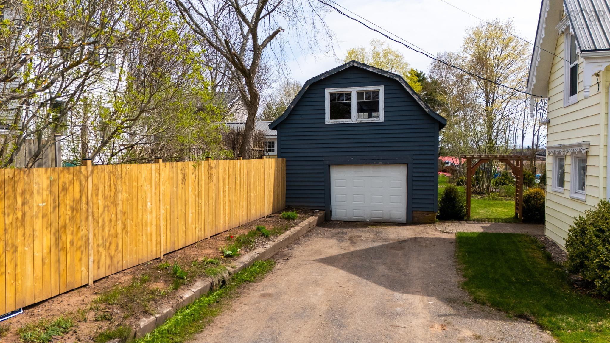 $449,000.00: 9682 221 Highway, Canning