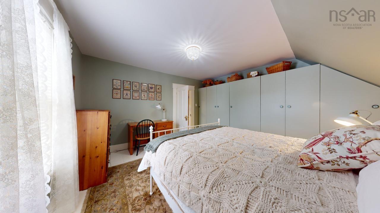 $449,000.00: 9682 221 Highway, Canning