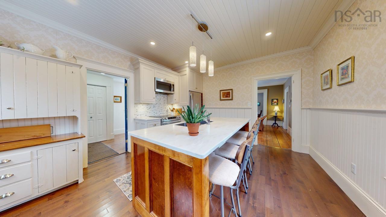 $449,000.00: 9682 221 Highway, Canning