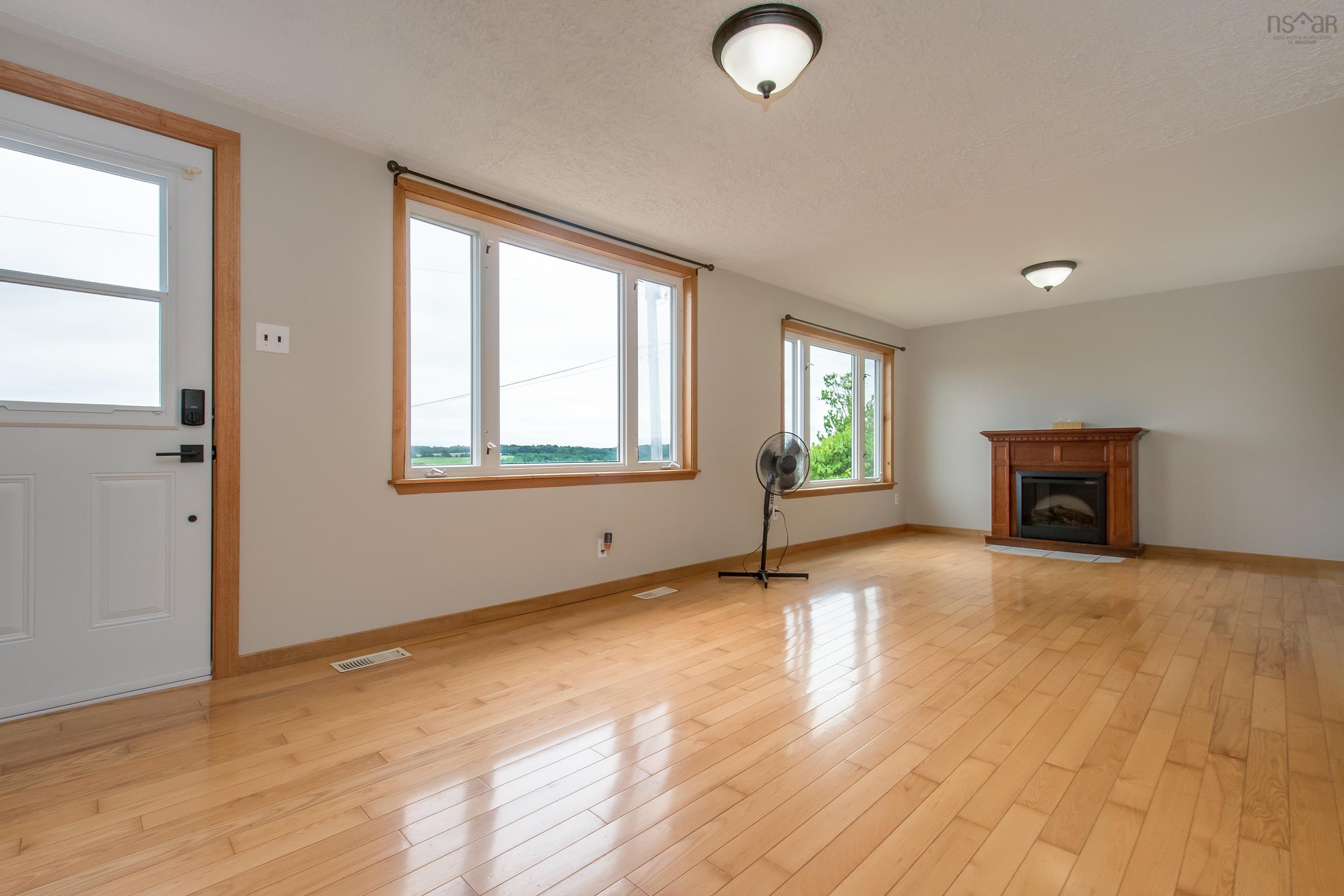 $299,900.00: 11 Bog Road, Hantsport