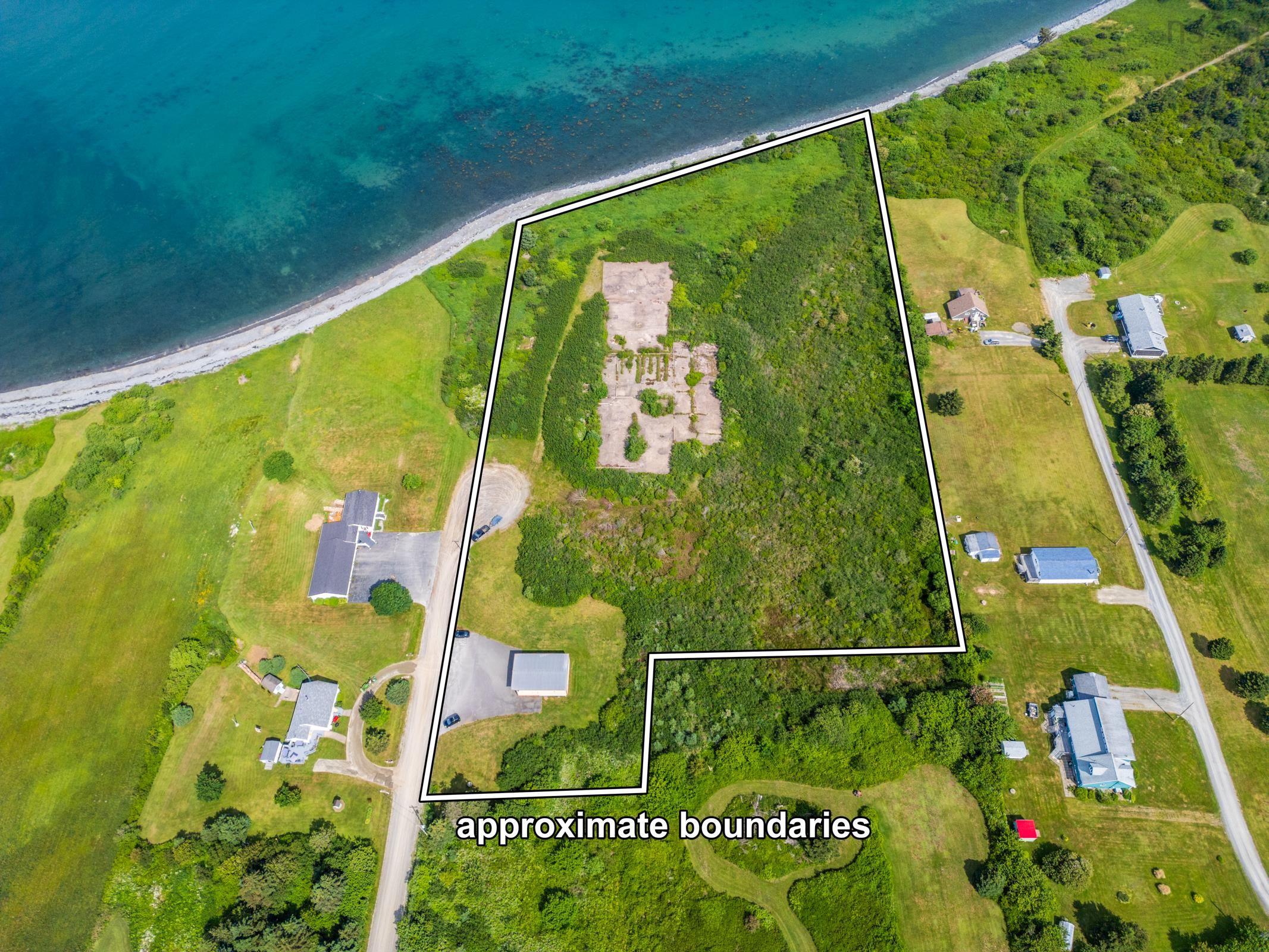 $499,000.00: 40 Schoolhouse Road, Grosses Coques