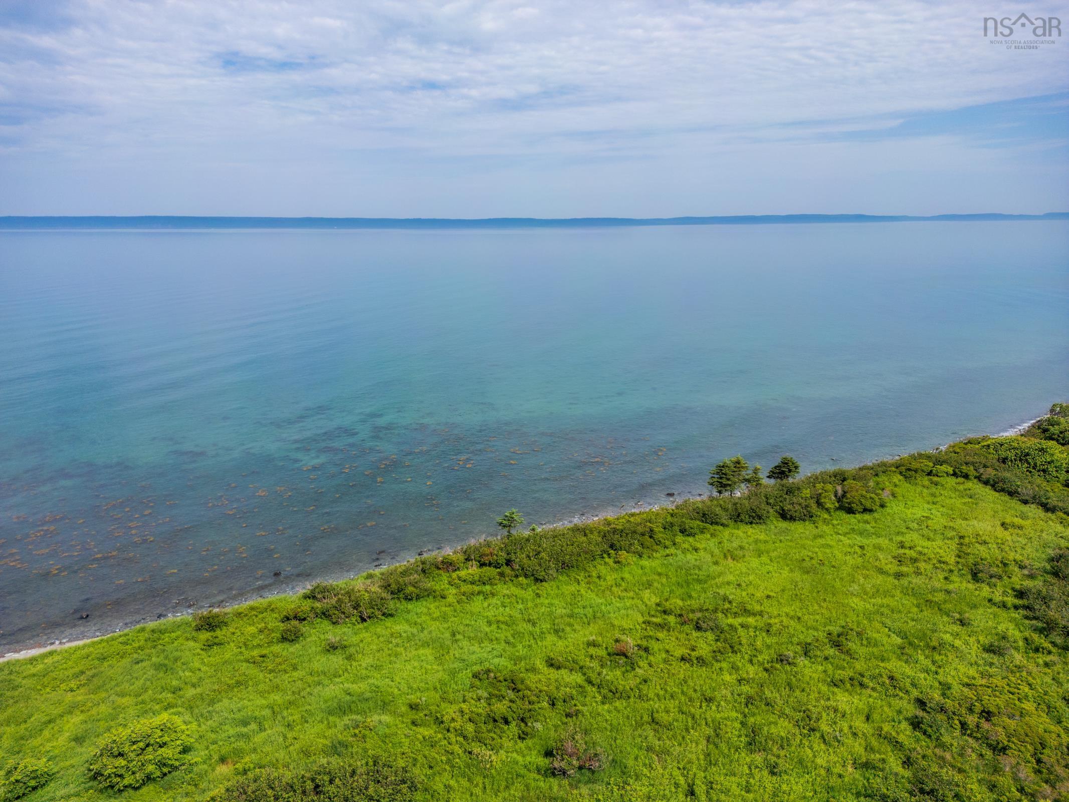 $499,000.00: 40 Schoolhouse Road, Grosses Coques