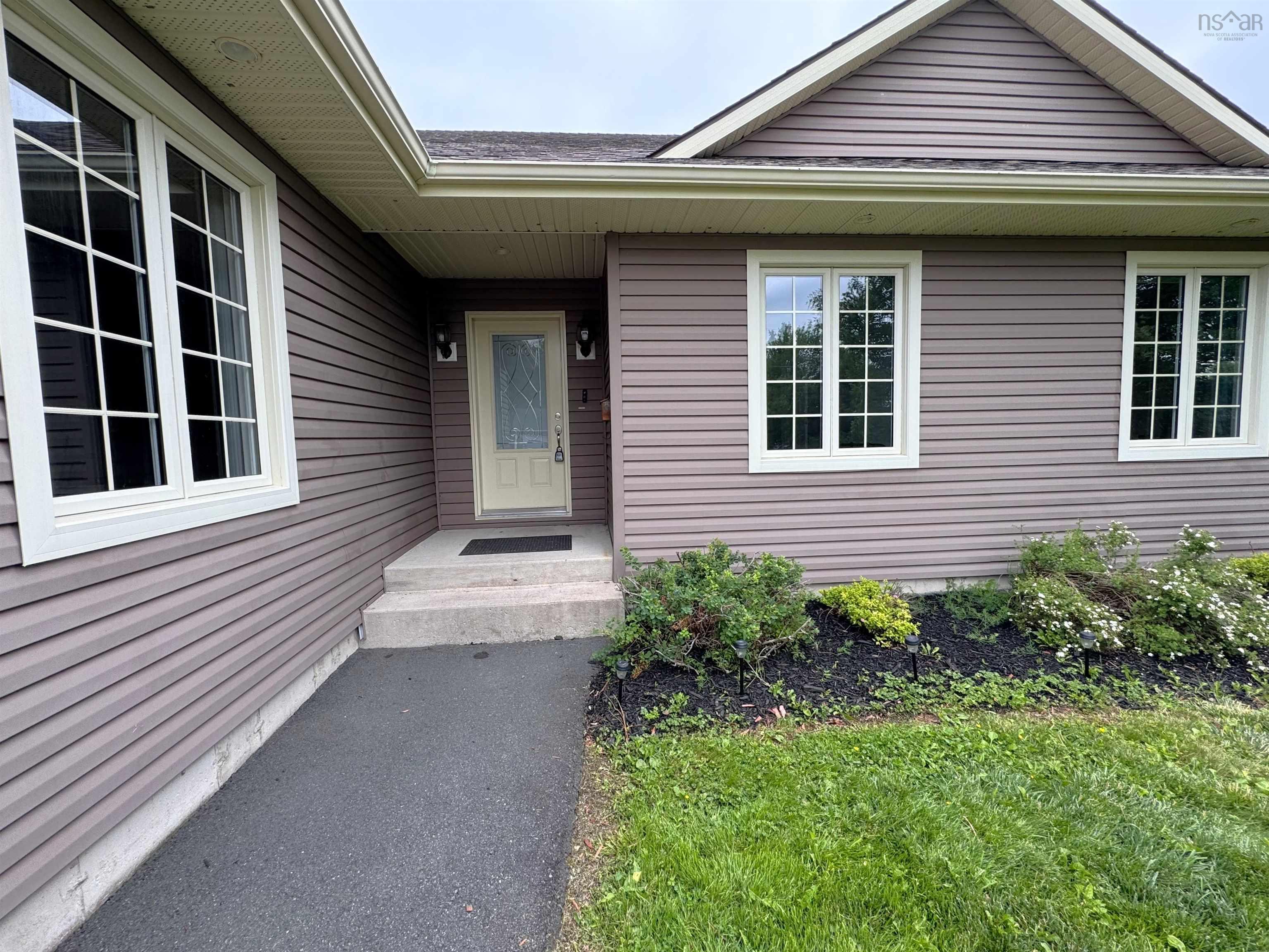 $489,900.00: 9 Rowan Avenue, New Glasgow