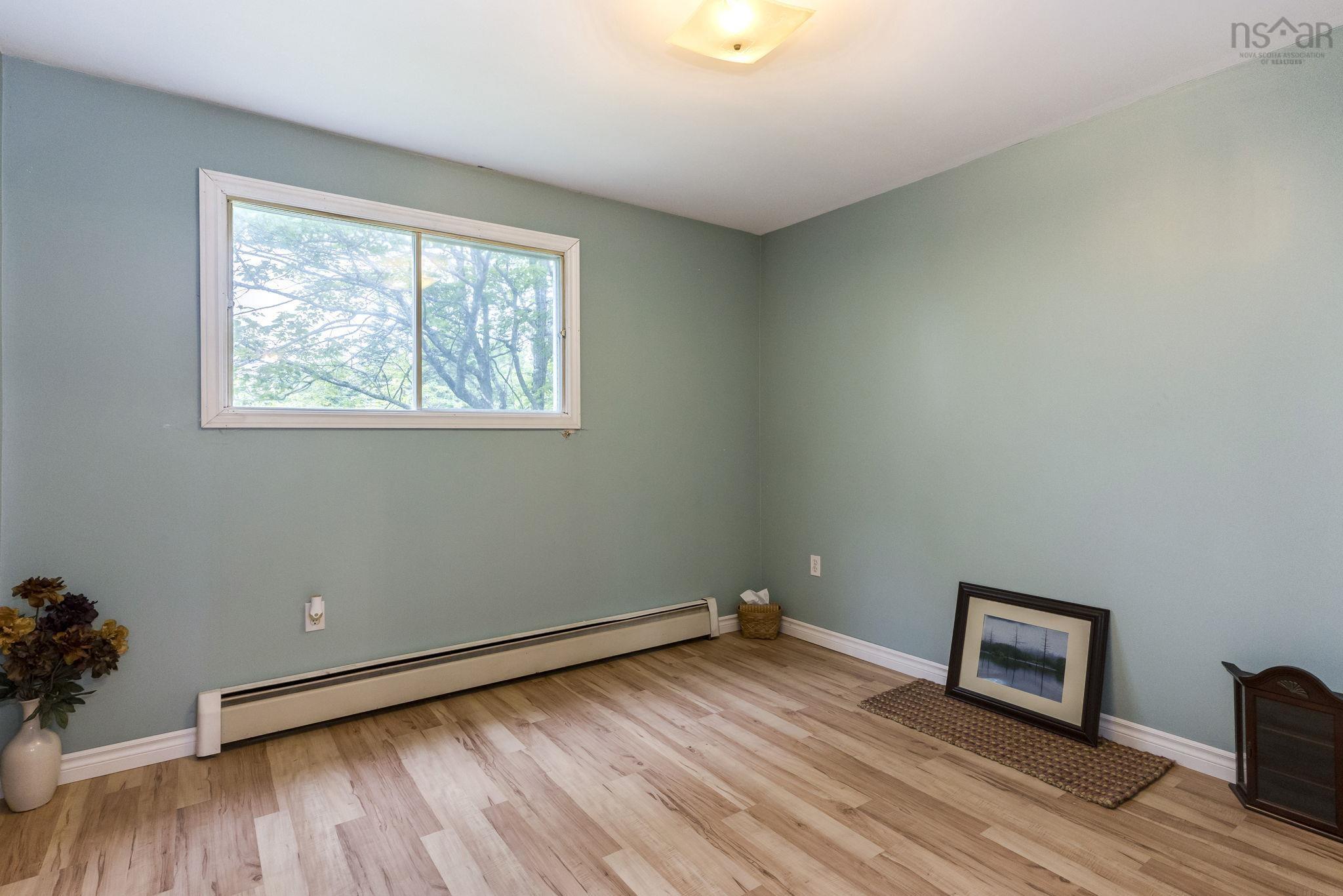 $449,000.00: 4 Melinda Avenue, East Lawrencetown