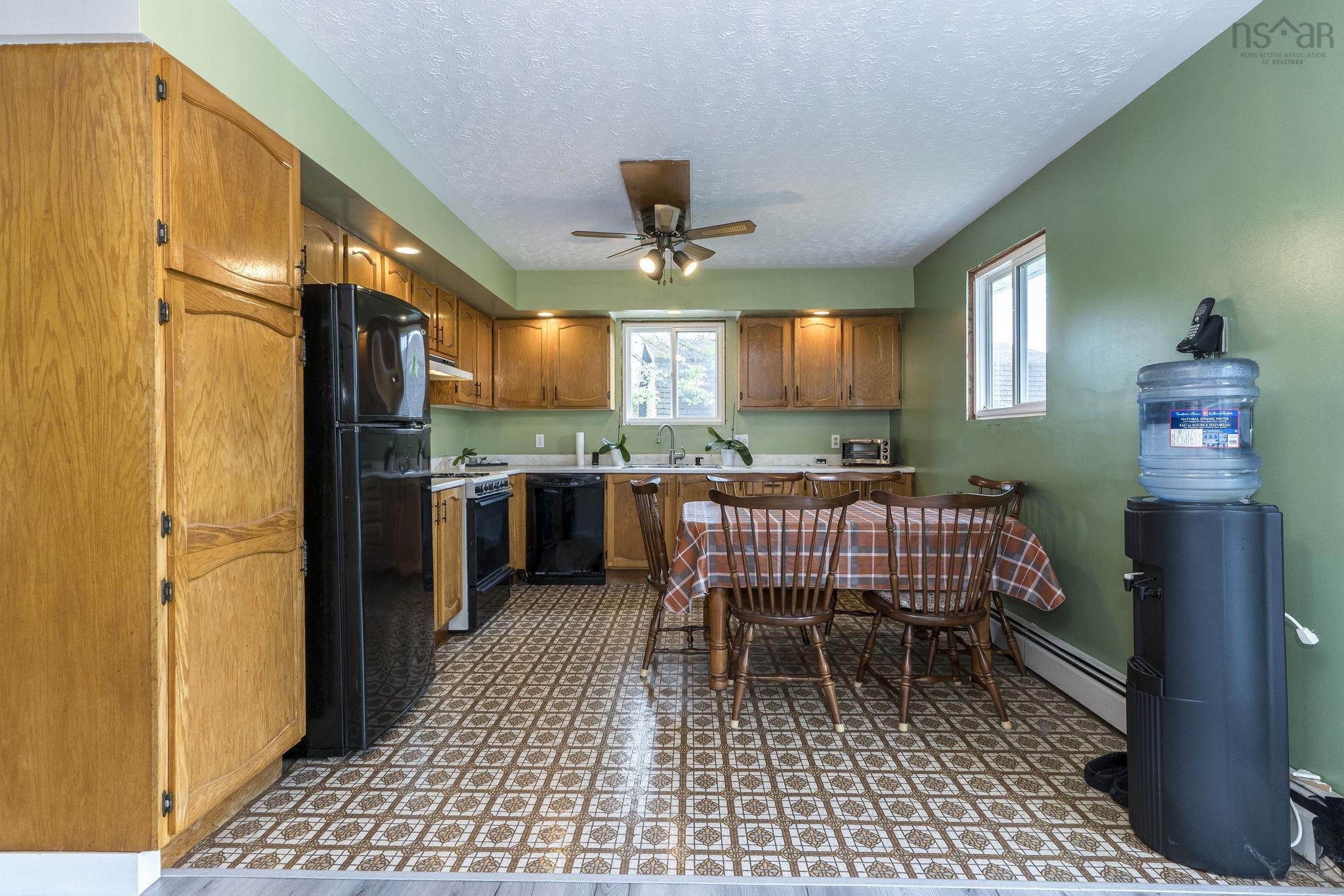$449,000.00: 4 Melinda Avenue, East Lawrencetown