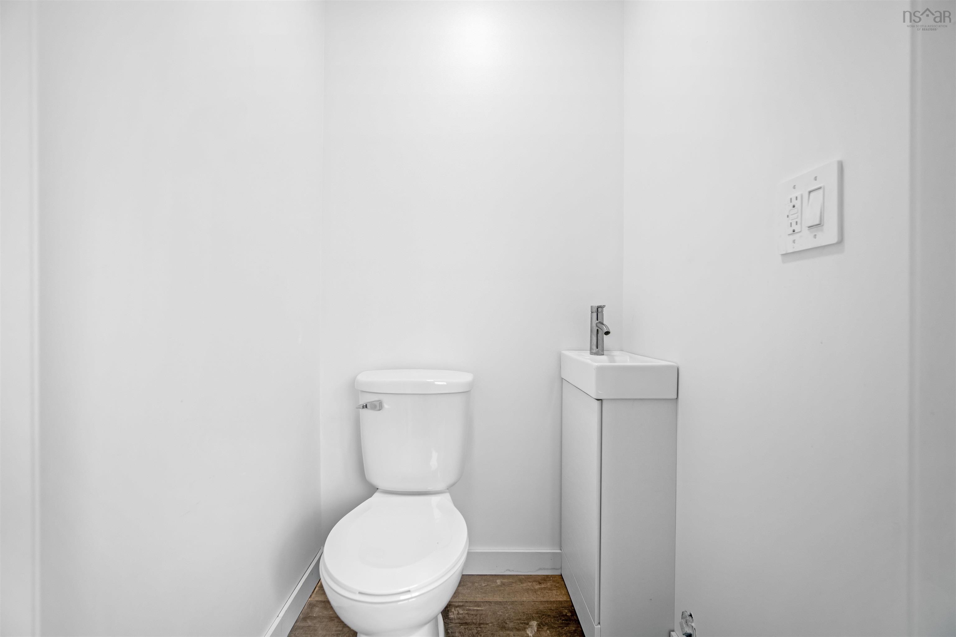 $699,900.00: 61/63 Brian Drive, Dartmouth
