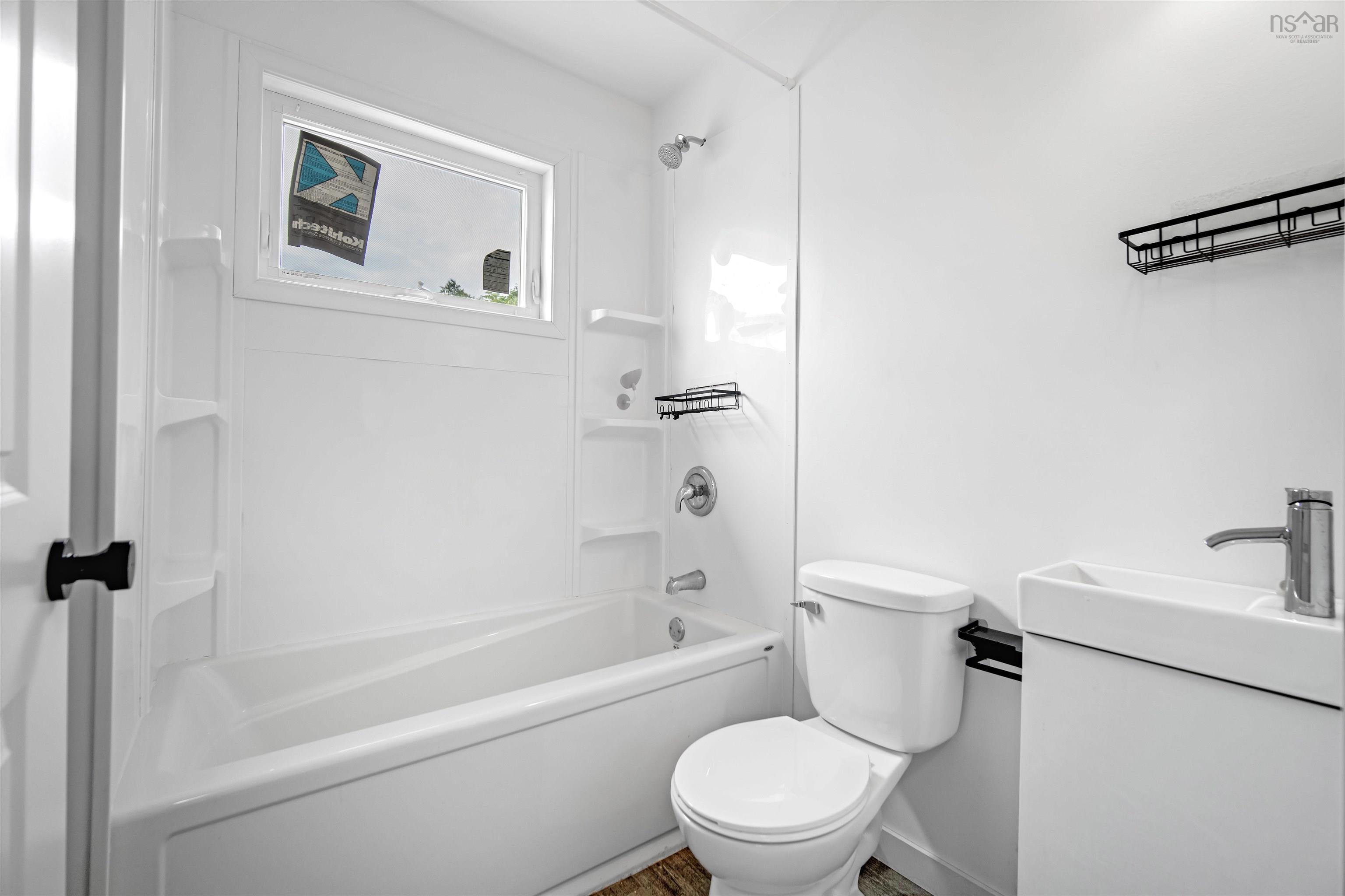 $699,900.00: 61/63 Brian Drive, Dartmouth