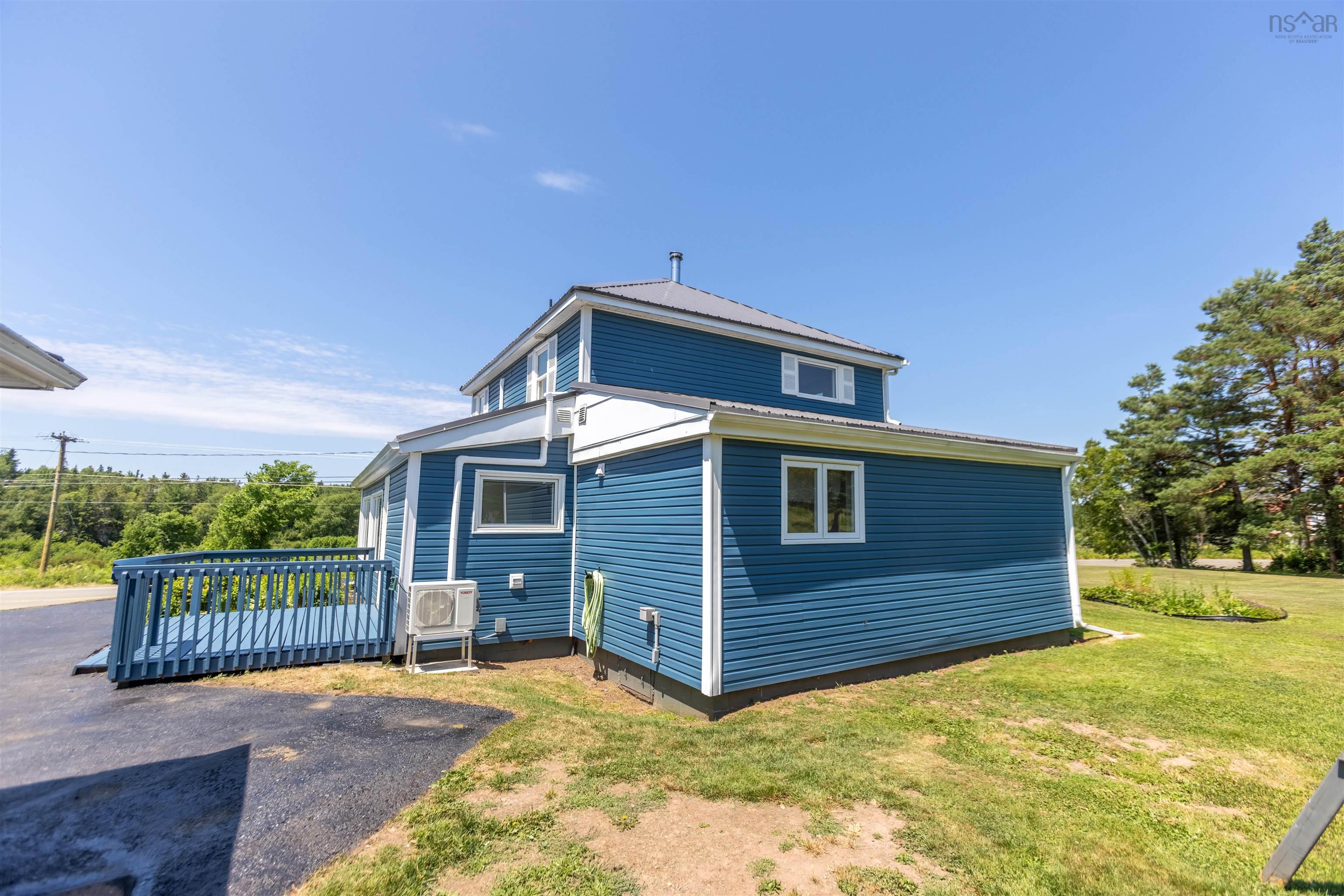 $369,900.00: 168 Highway 302, Southampton