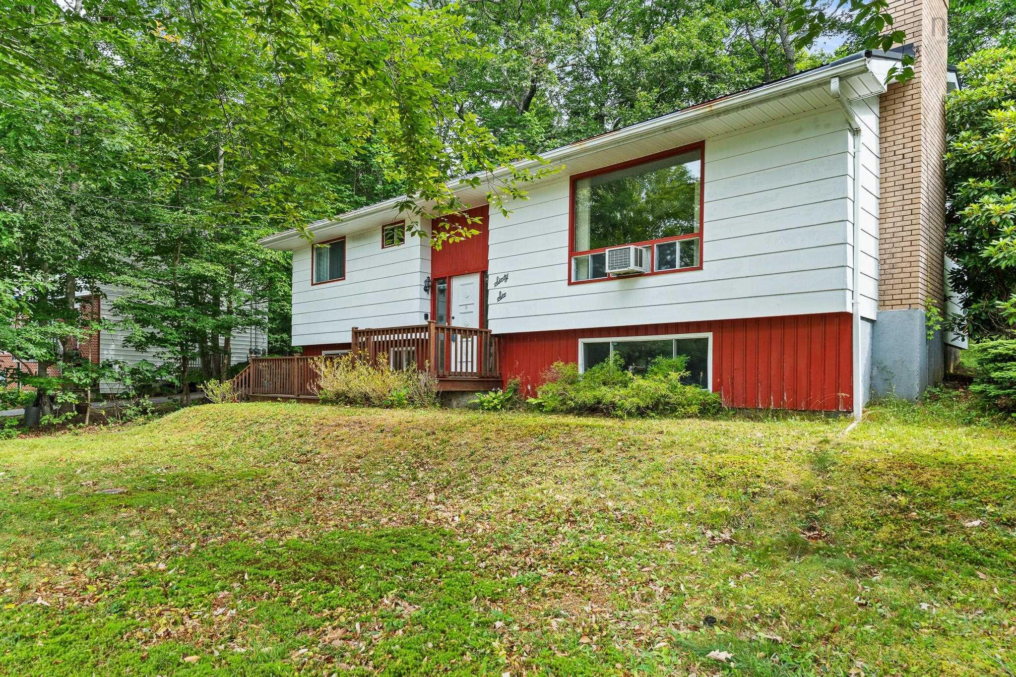 $320,000.00: 66 Pinehurst Avenue, Bridgewater