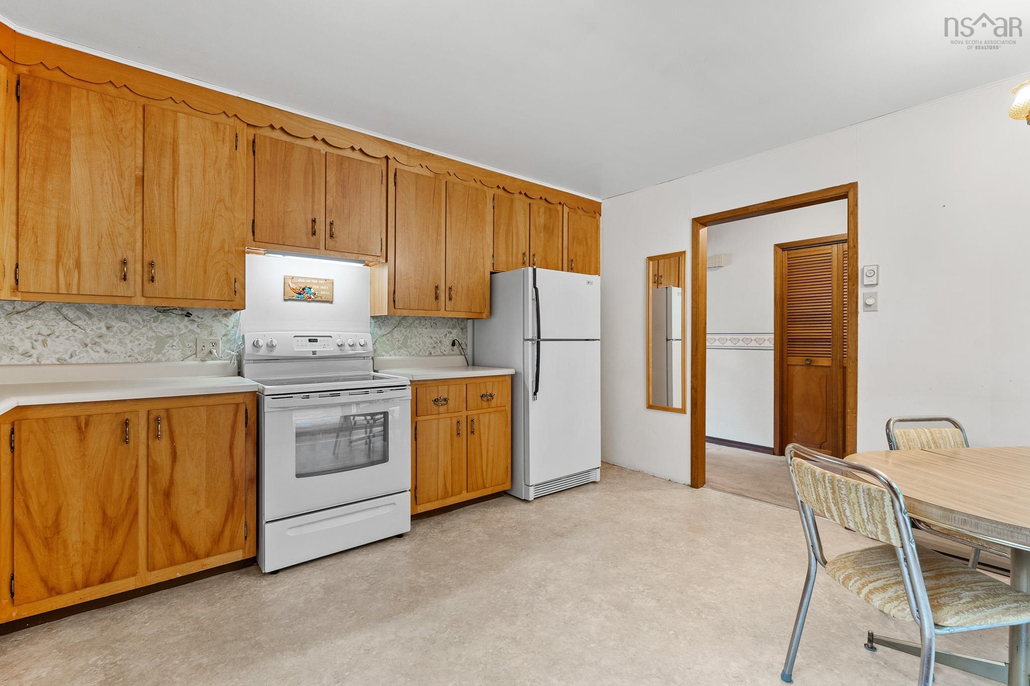 $320,000.00: 66 Pinehurst Avenue, Bridgewater