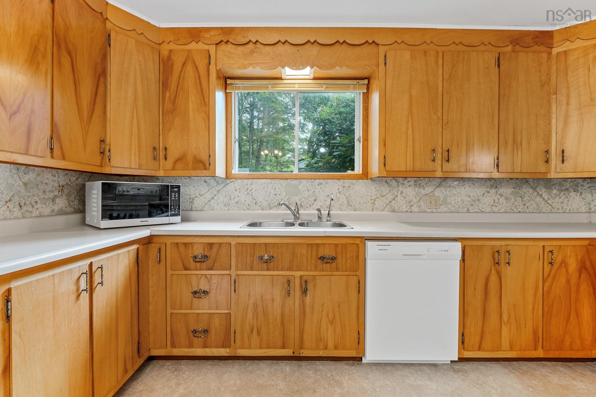 $320,000.00: 66 Pinehurst Avenue, Bridgewater