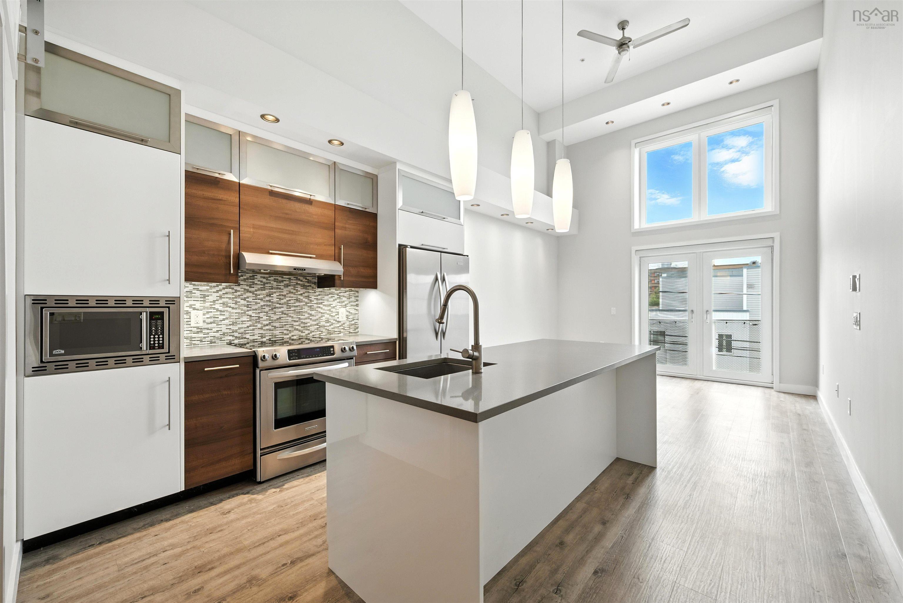 $579,900.00: 210 5662 Roberts Street, Halifax
