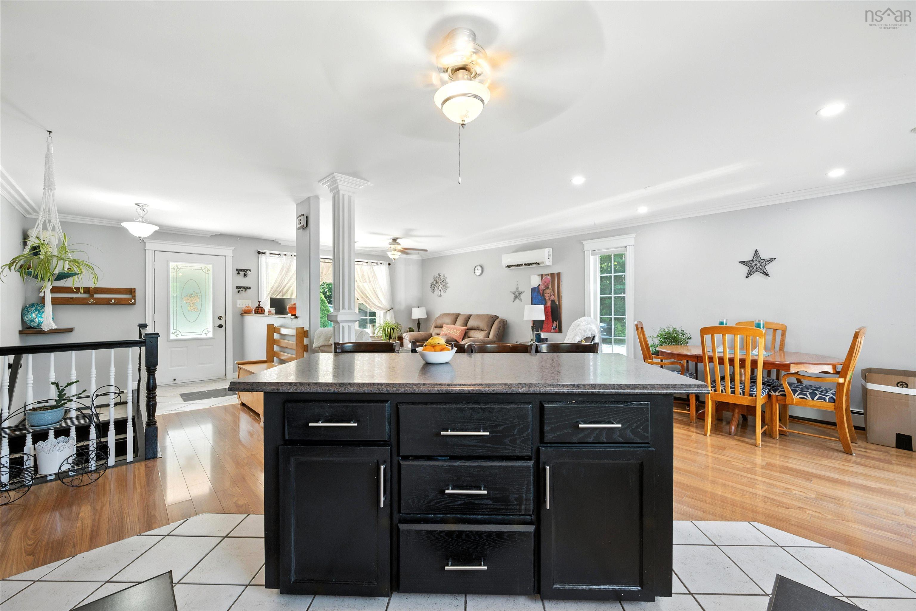 $599,900.00: 35 Snowberry Court, Middle Sackville