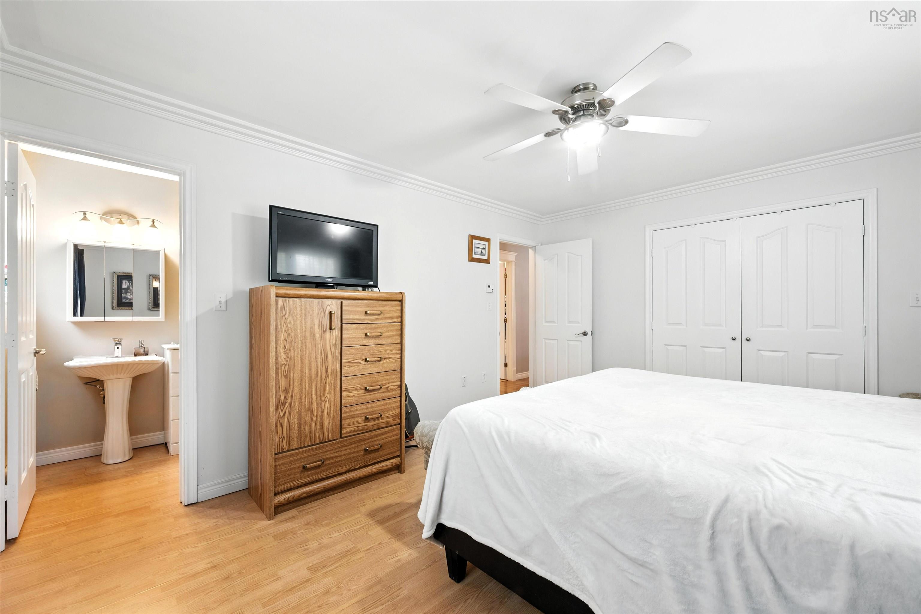 $599,900.00: 35 Snowberry Court, Middle Sackville