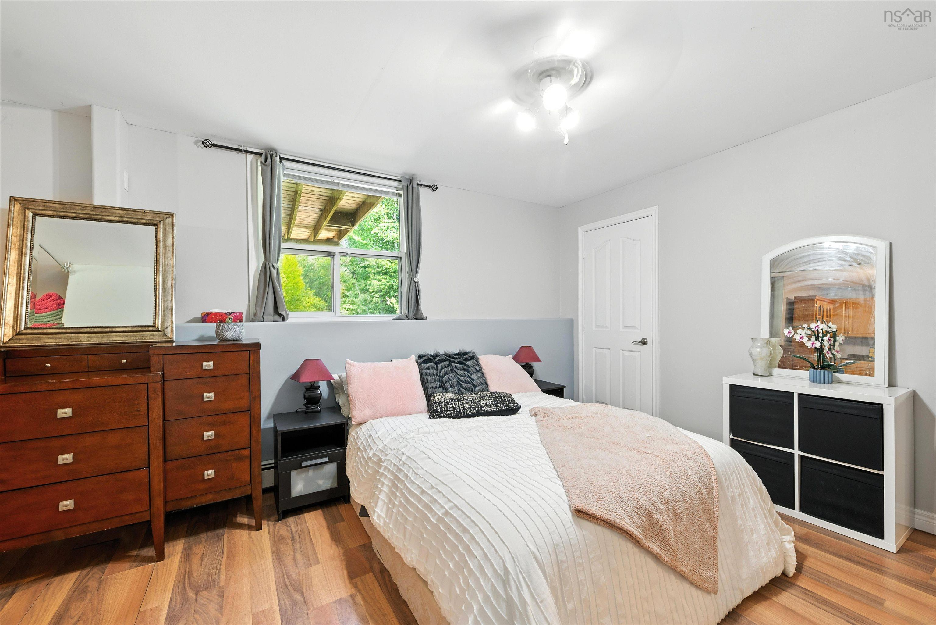 $599,900.00: 35 Snowberry Court, Middle Sackville