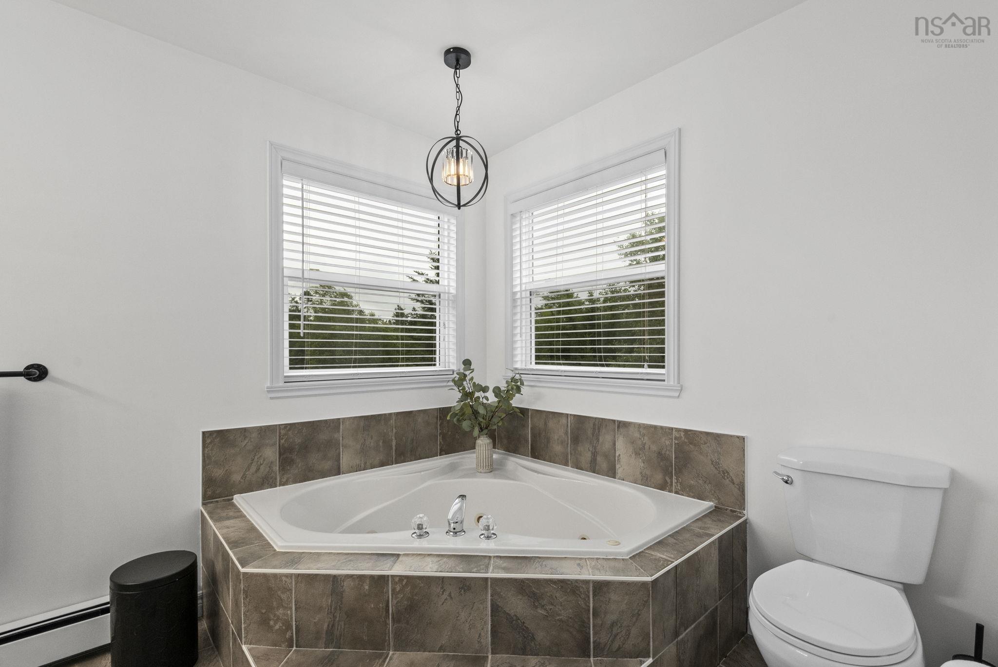 $649,900.00: 1255 White Hills Run, Hammonds Plains