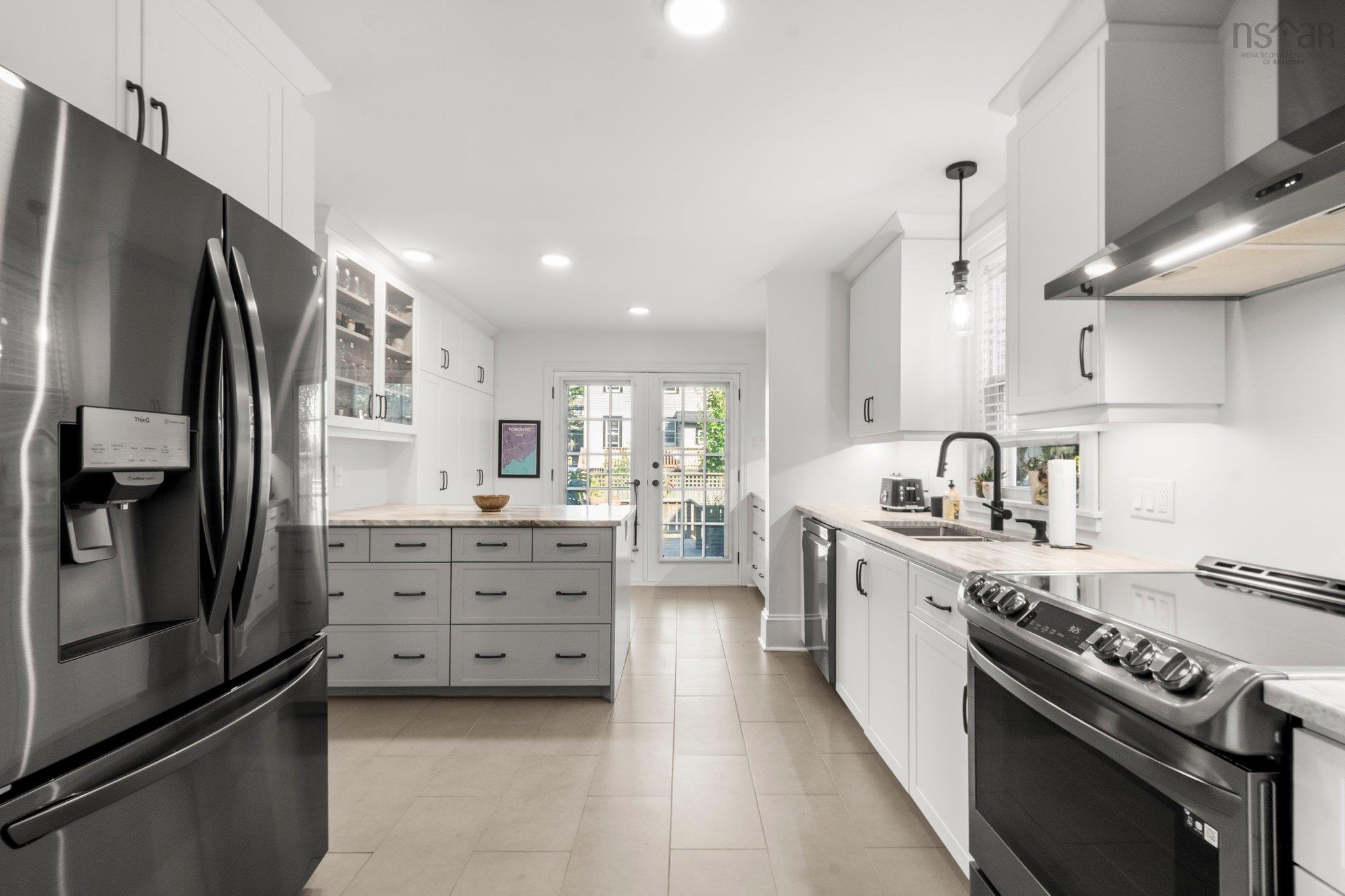 $1,125,000.00: 6307 Willow Street, Halifax