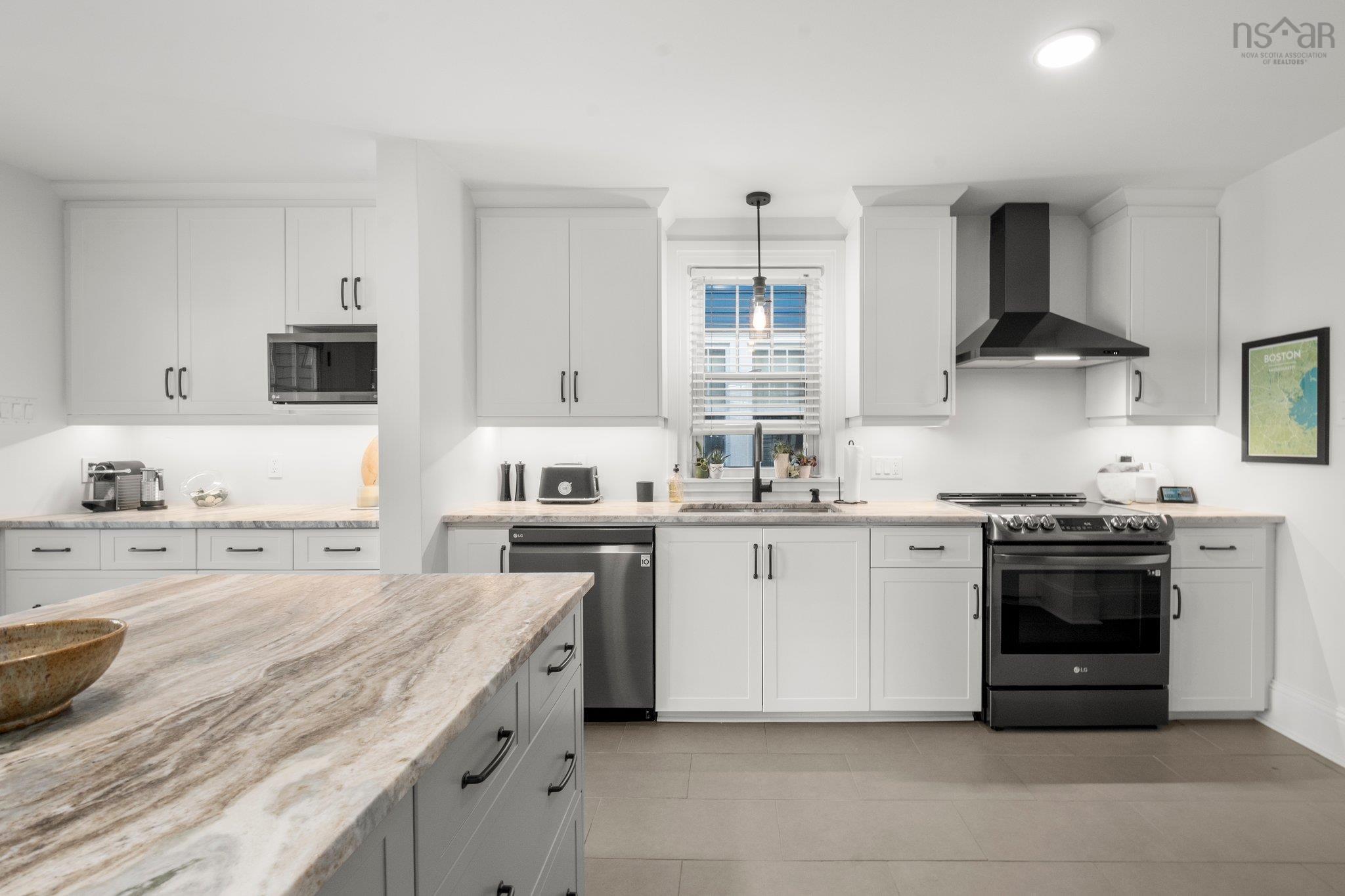 $1,125,000.00: 6307 Willow Street, Halifax