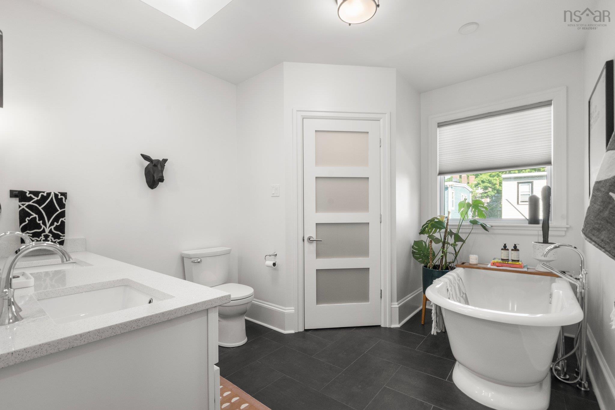 $1,125,000.00: 6307 Willow Street, Halifax