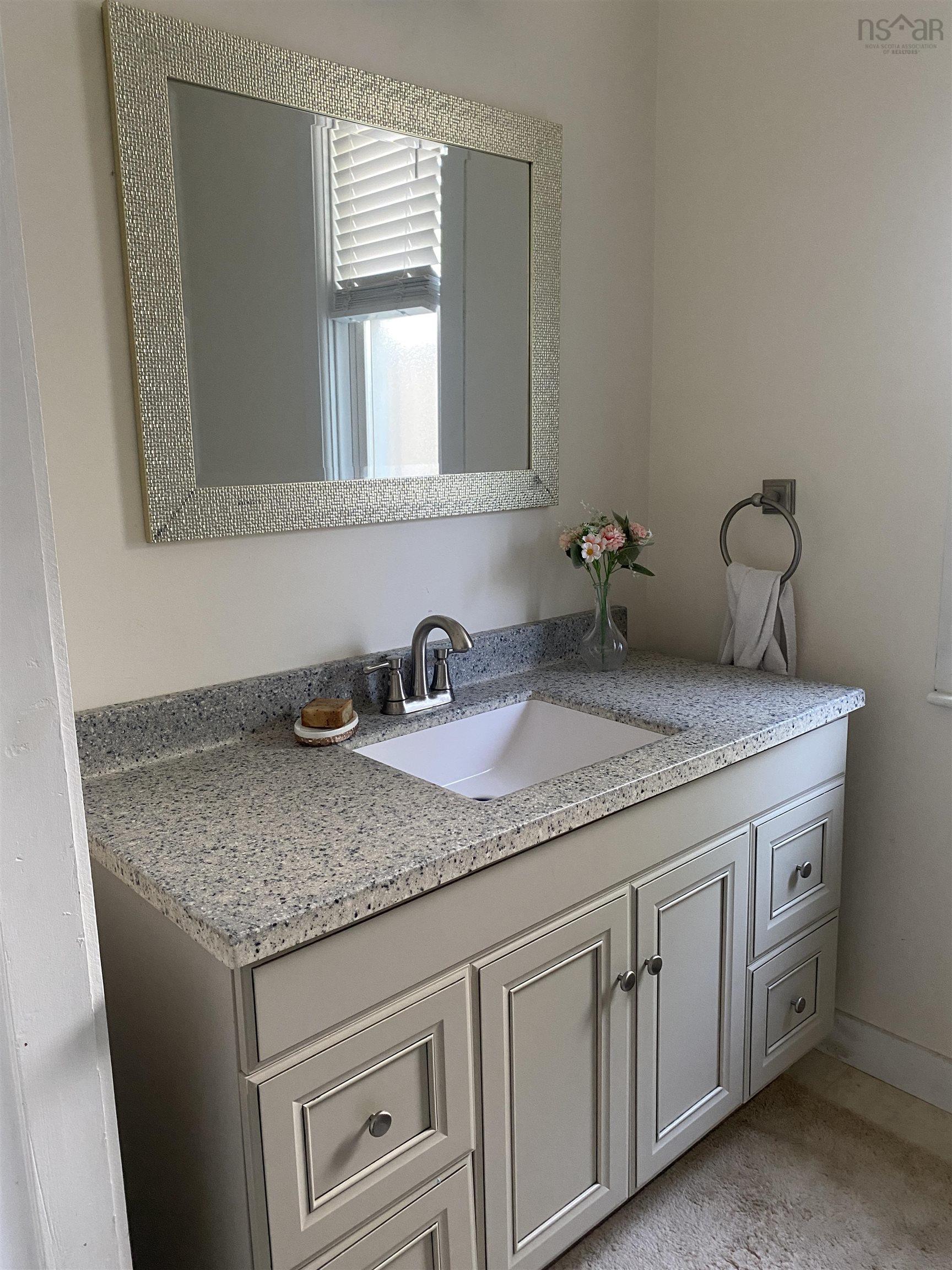 441 Main Street, Liverpool, NS (MLS 202517916)