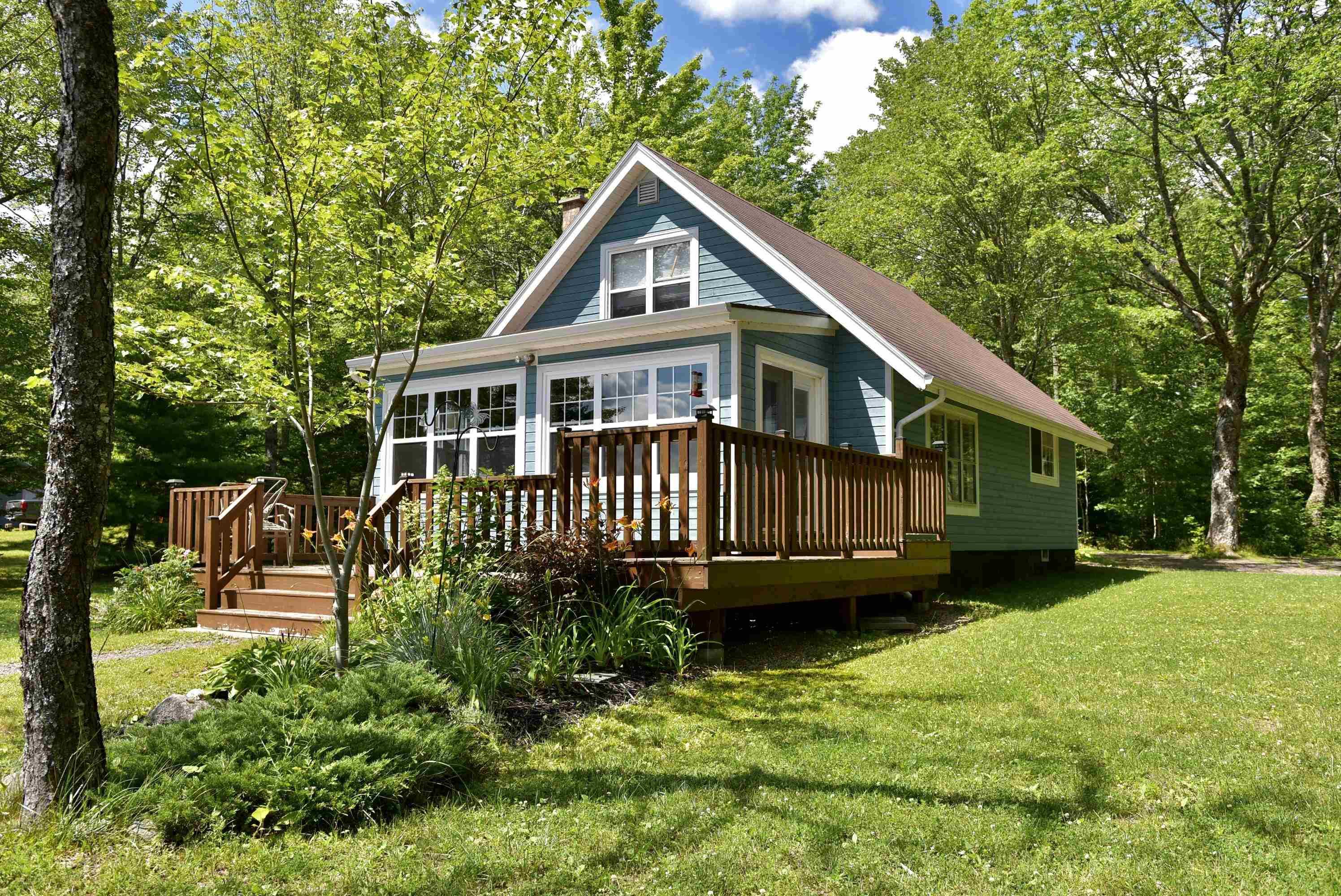 $425,000.00: 1401 Tree Line Drive, New Albany